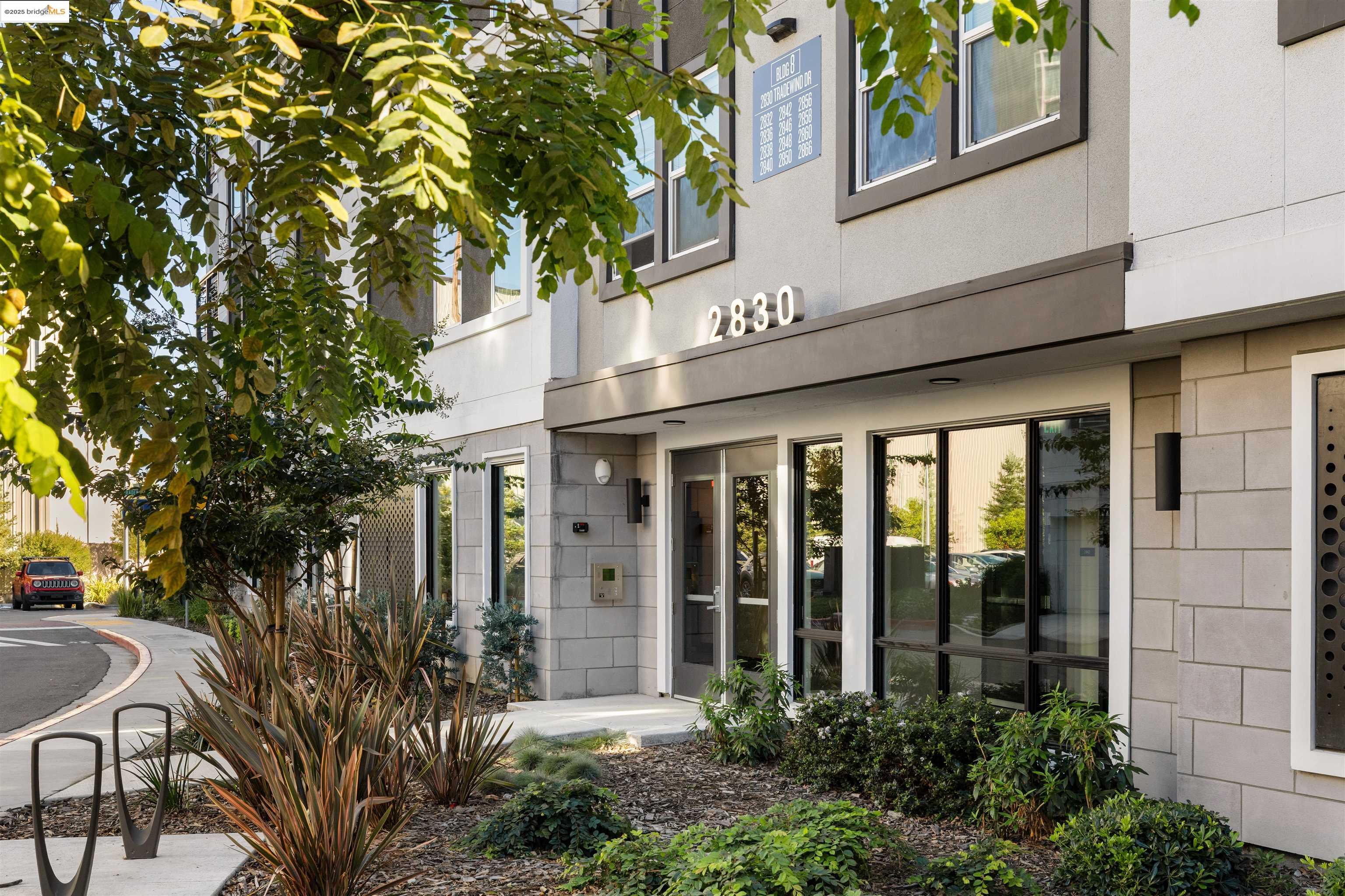 Detail Gallery Image 29 of 36 For 2836 Tradewind Dr, Alameda,  CA 94501 - 2 Beds | 2 Baths