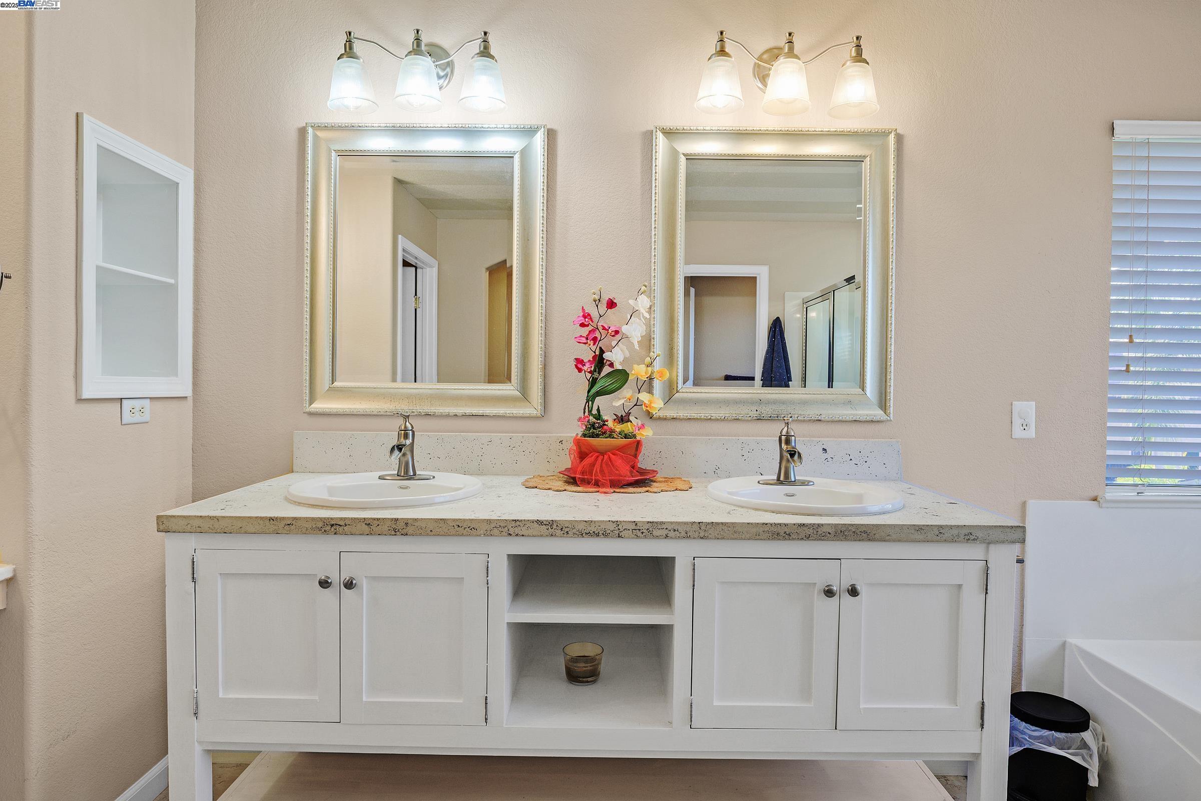 Detail Gallery Image 34 of 60 For 1419 Nubian St, Patterson,  CA 95363 - 5 Beds | 3/1 Baths