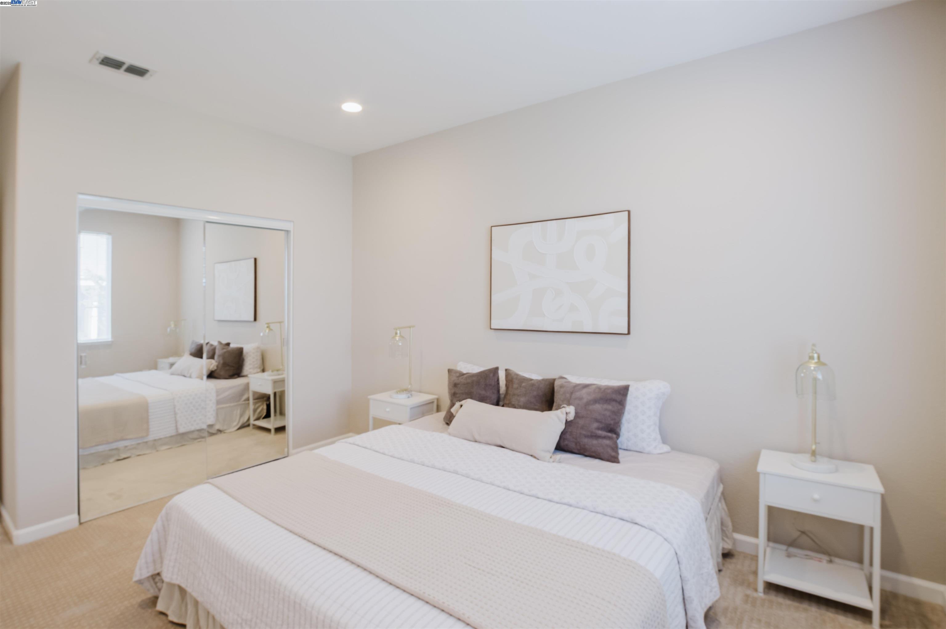 Detail Gallery Image 28 of 38 For 25657 Crestfield Dr, Castro Valley,  CA 94552 - 5 Beds | 3 Baths