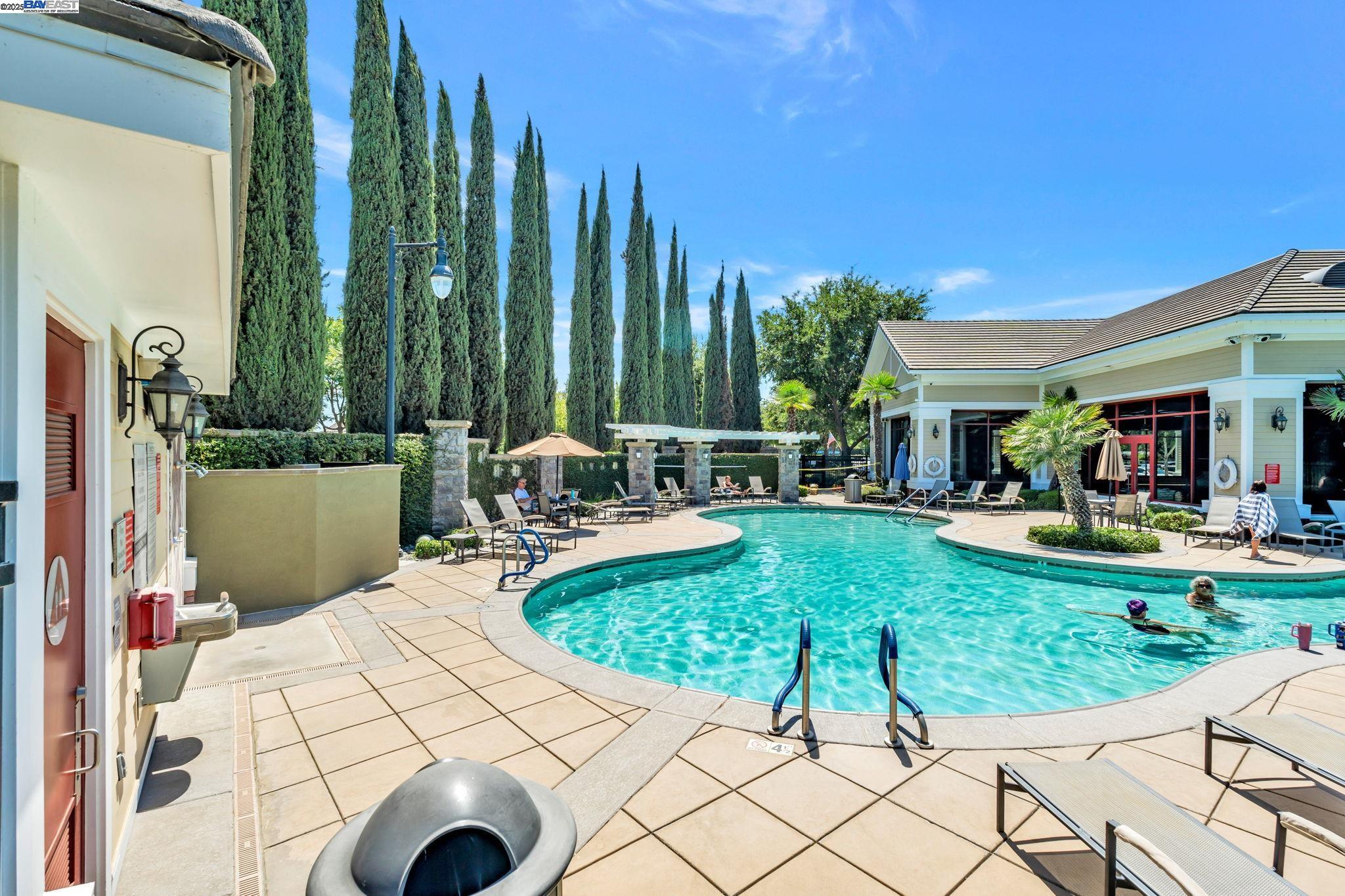 Detail Gallery Image 26 of 27 For 2491 Redbud Way, Manteca,  CA 95336 - 3 Beds | 2 Baths