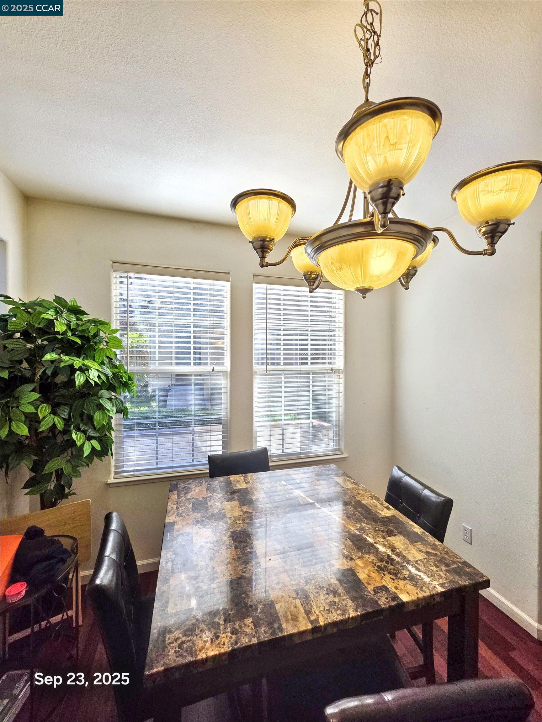 Detail Gallery Image 14 of 27 For 5036 Match Ct, Richmond,  CA 94806 - 3 Beds | 2/1 Baths