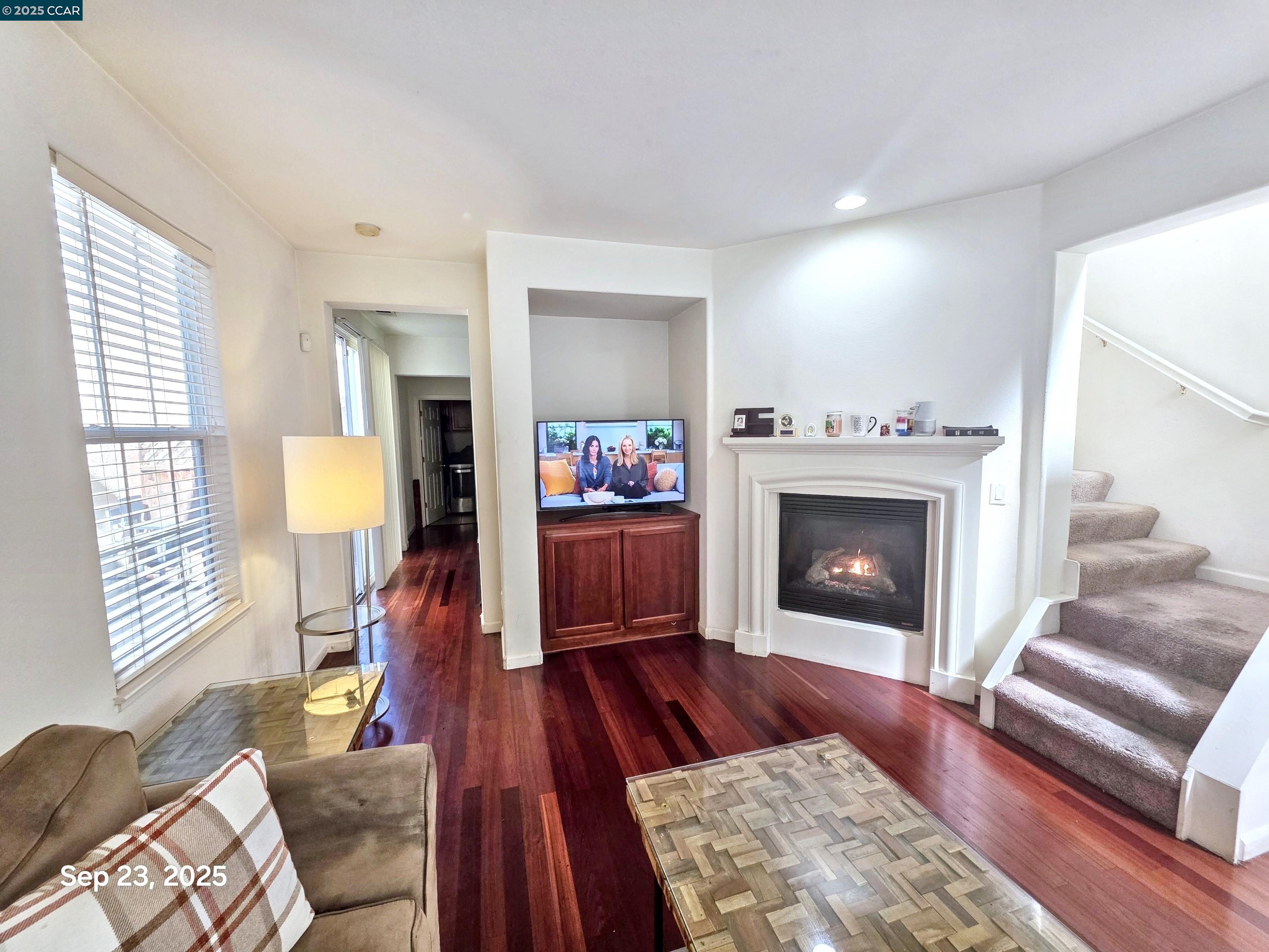 Detail Gallery Image 6 of 27 For 5036 Match Ct, Richmond,  CA 94806 - 3 Beds | 2/1 Baths