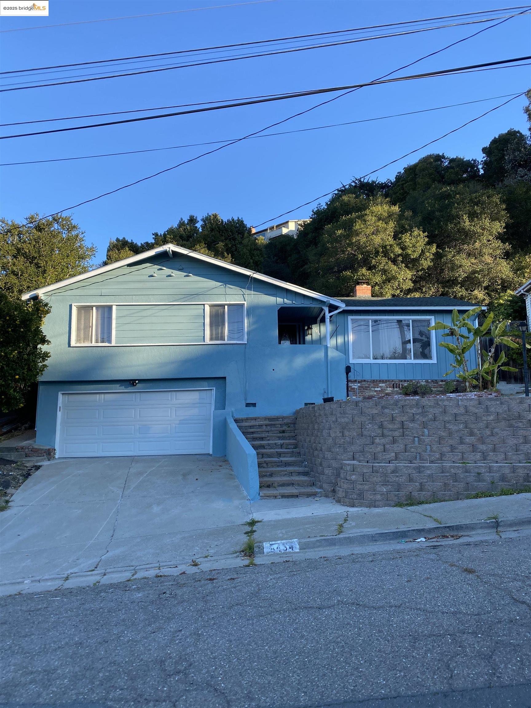 Front Image Thumbnail for EB41119212