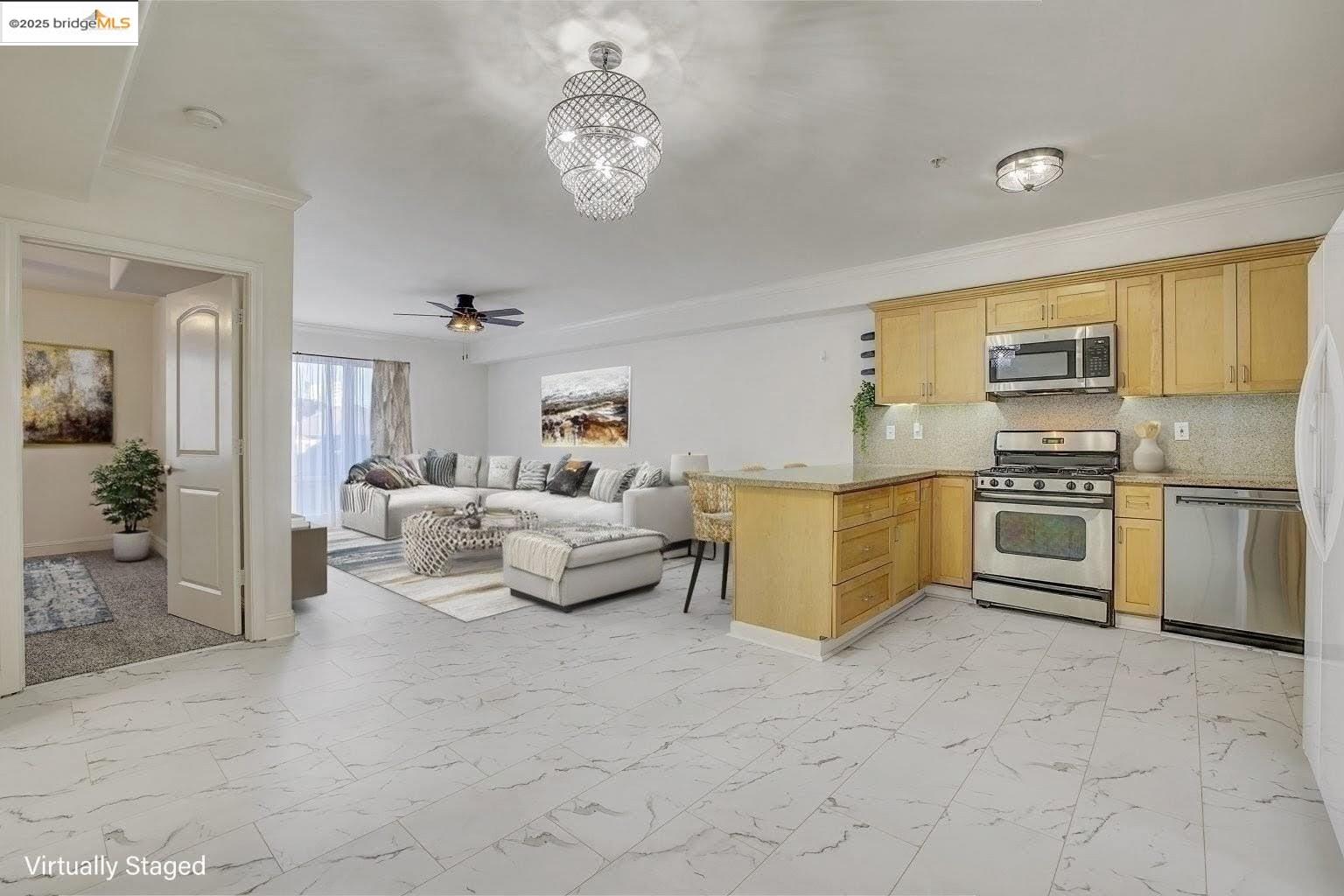 Photo #3: 41119226 Listing: Photo #3