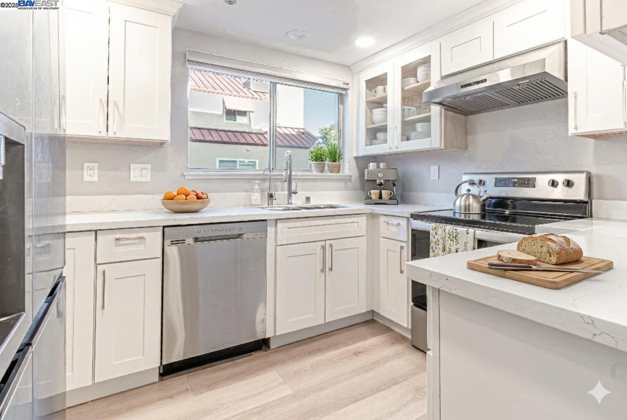 Detail Gallery Image 10 of 33 For 219 Commons Ln, Foster City,  CA 94404 - 2 Beds | 2 Baths