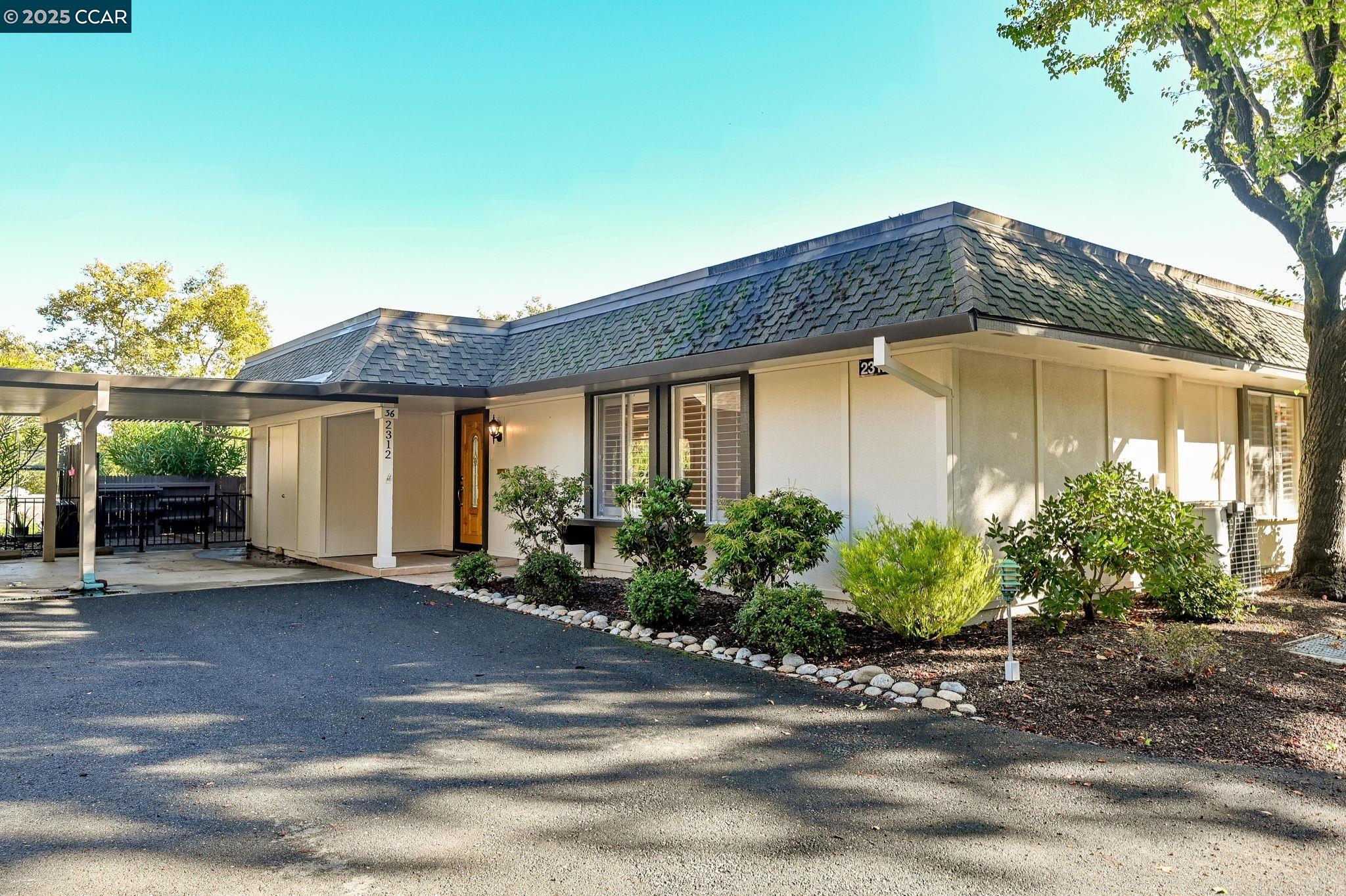 Photo #2: 41119245 Listing: Photo #2