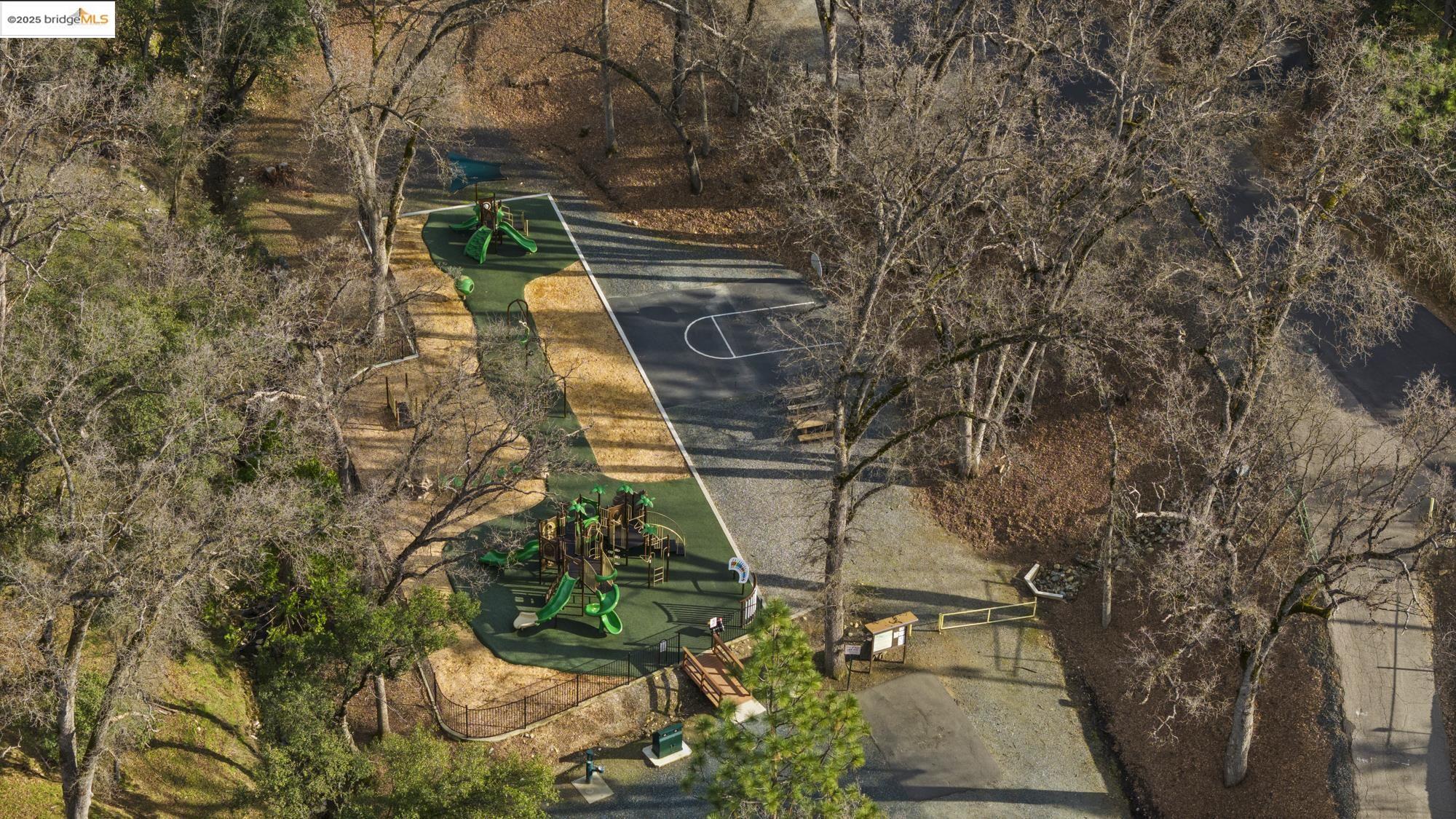 19795 Ferretti Rd, Groveland, CA, 95321