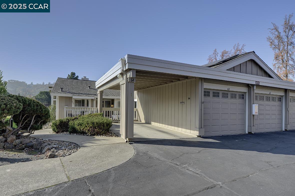 Front Image Thumbnail for CC41119257