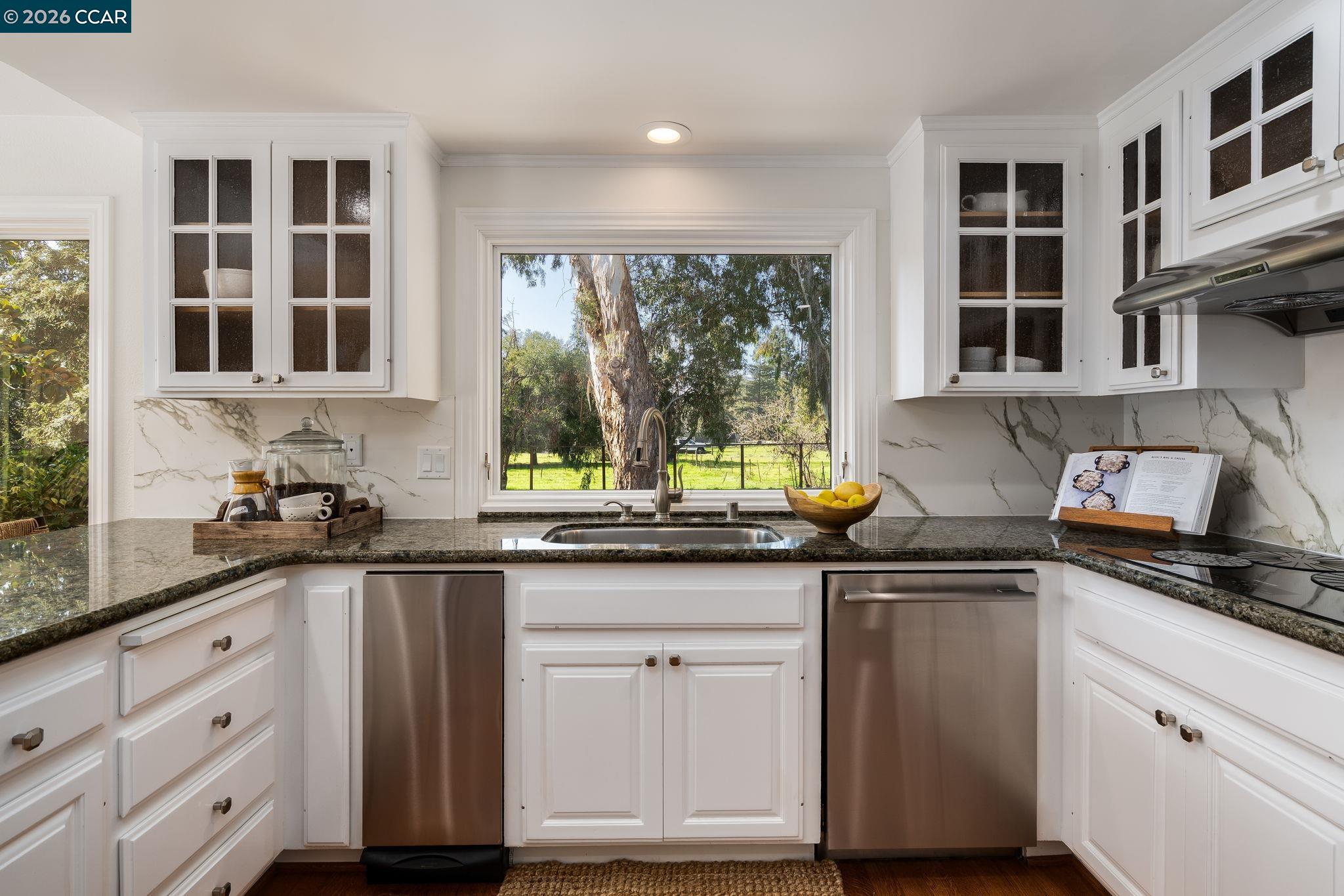 Detail Gallery Image 18 of 60 For 254 Joseph Lane, Pleasanton,  CA 94588 - 4 Beds | 2/1 Baths