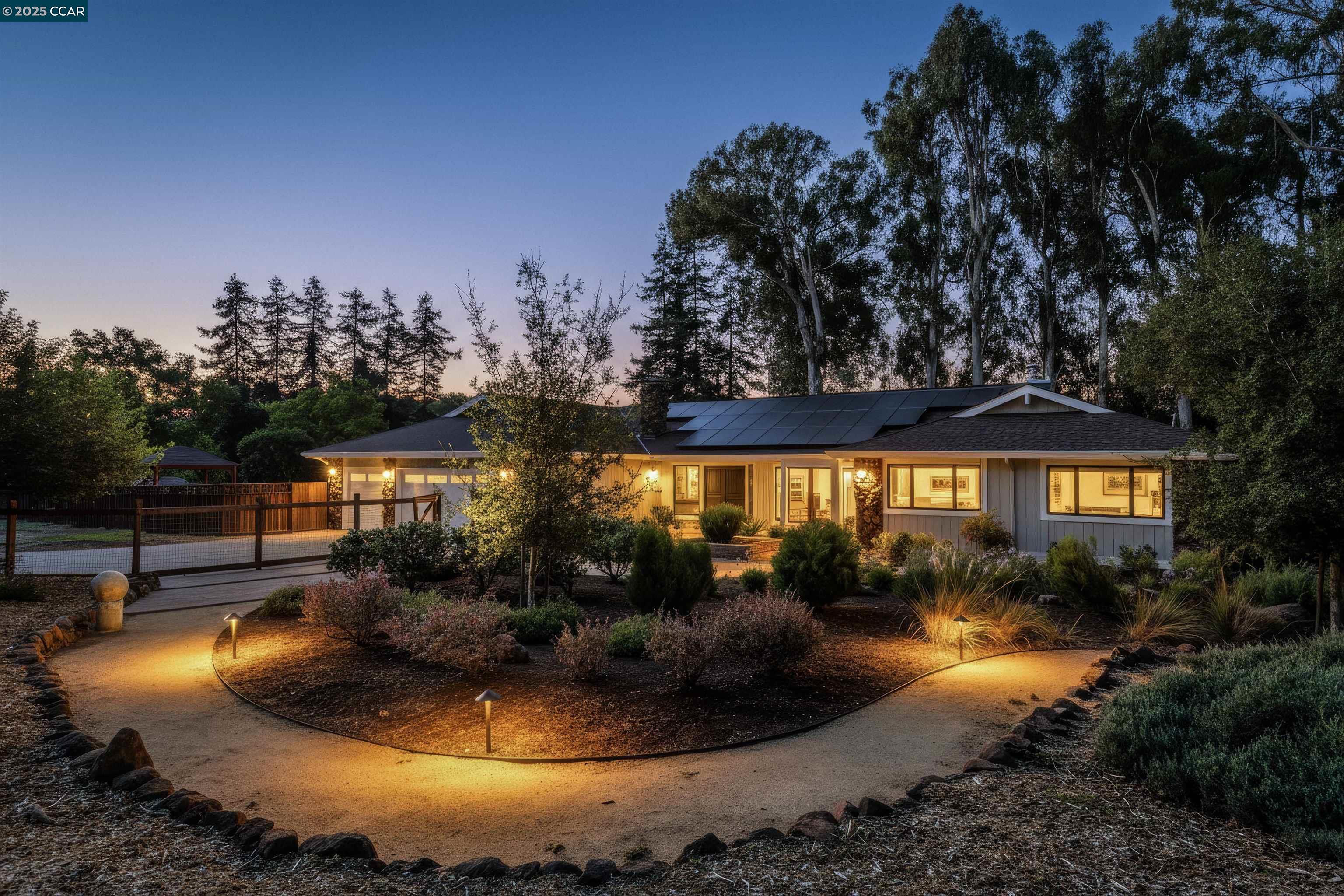 Detail Gallery Image 7 of 60 For 254 Joseph Lane, Pleasanton,  CA 94588 - 4 Beds | 2/1 Baths