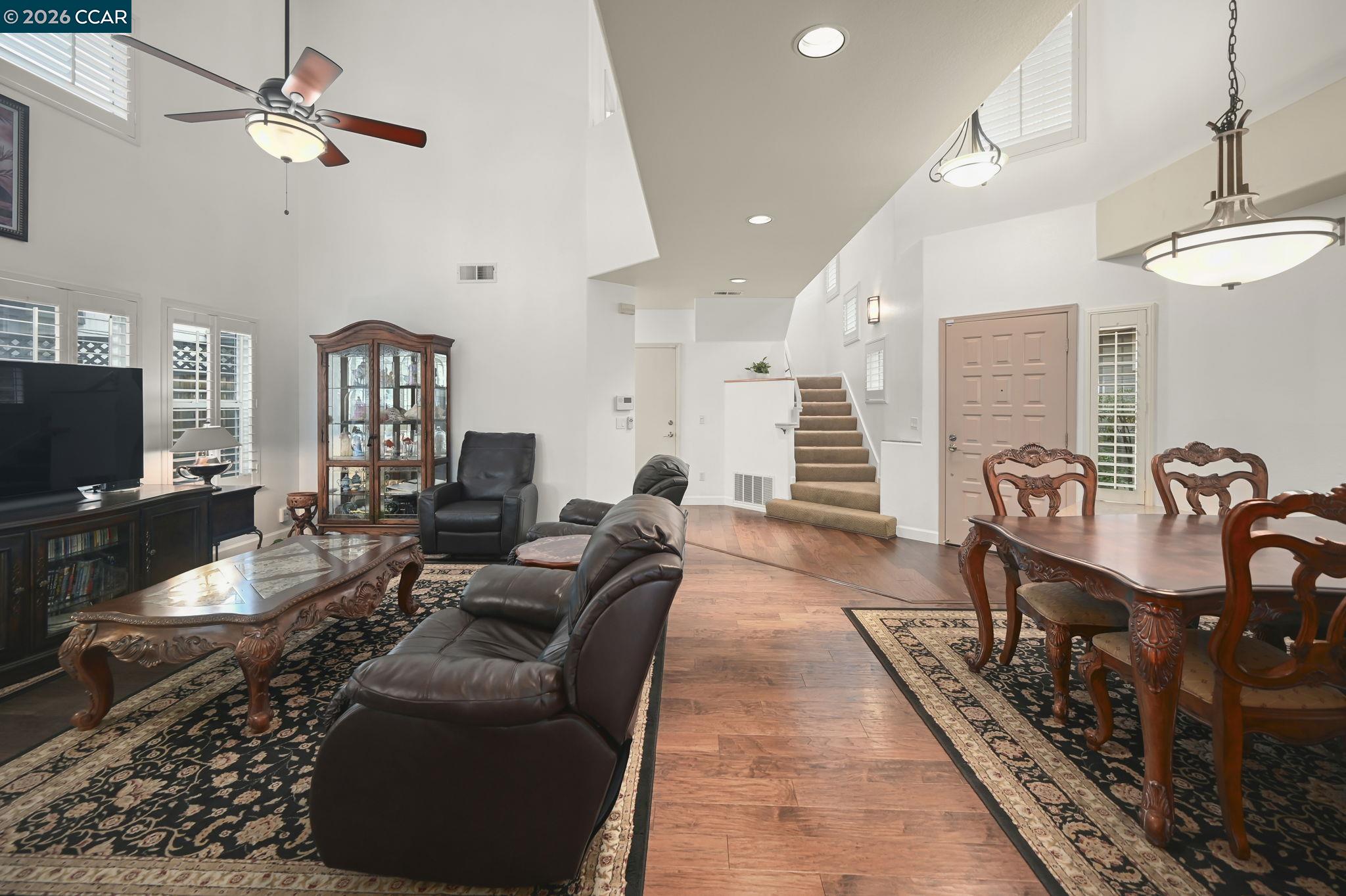 Detail Gallery Image 3 of 34 For 415 Orchard View Ave, Martinez,  CA 94553 - 3 Beds | 2/1 Baths