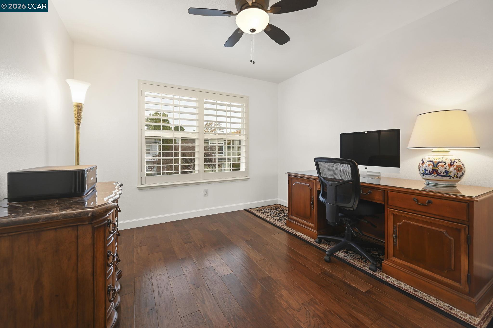 Detail Gallery Image 21 of 34 For 415 Orchard View Ave, Martinez,  CA 94553 - 3 Beds | 2/1 Baths