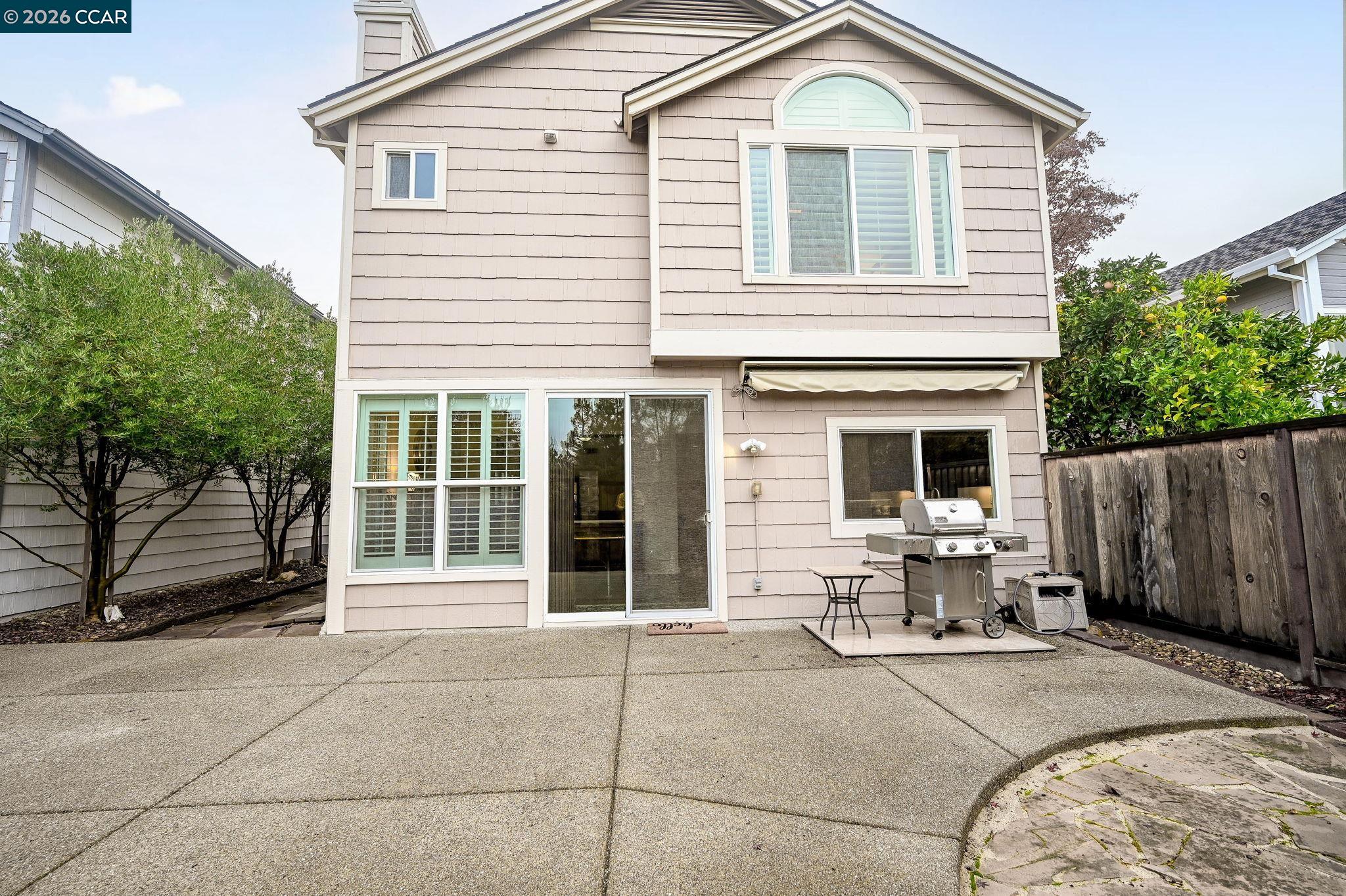 Detail Gallery Image 25 of 34 For 415 Orchard View Ave, Martinez,  CA 94553 - 3 Beds | 2/1 Baths