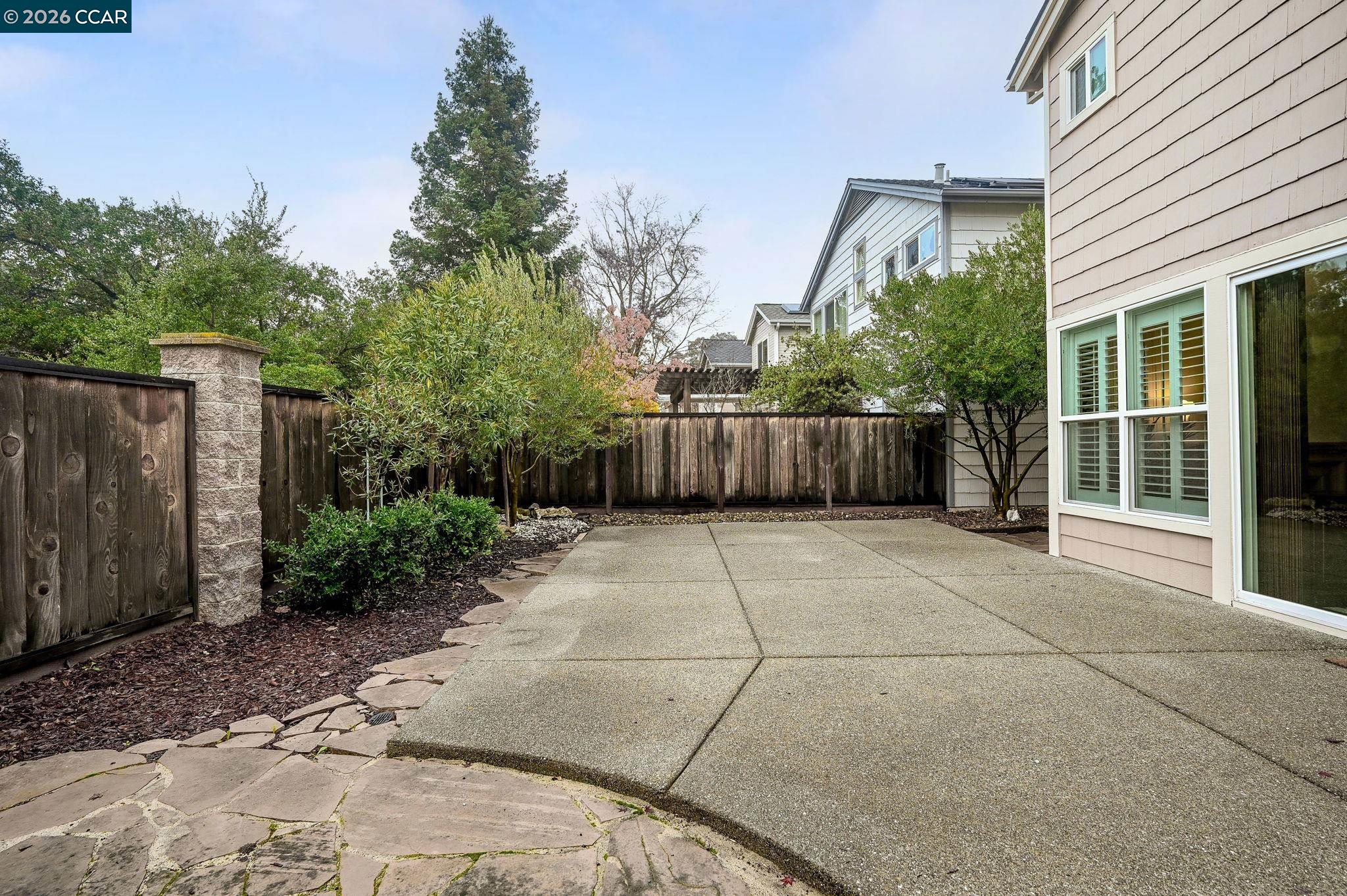 Detail Gallery Image 26 of 34 For 415 Orchard View Ave, Martinez,  CA 94553 - 3 Beds | 2/1 Baths