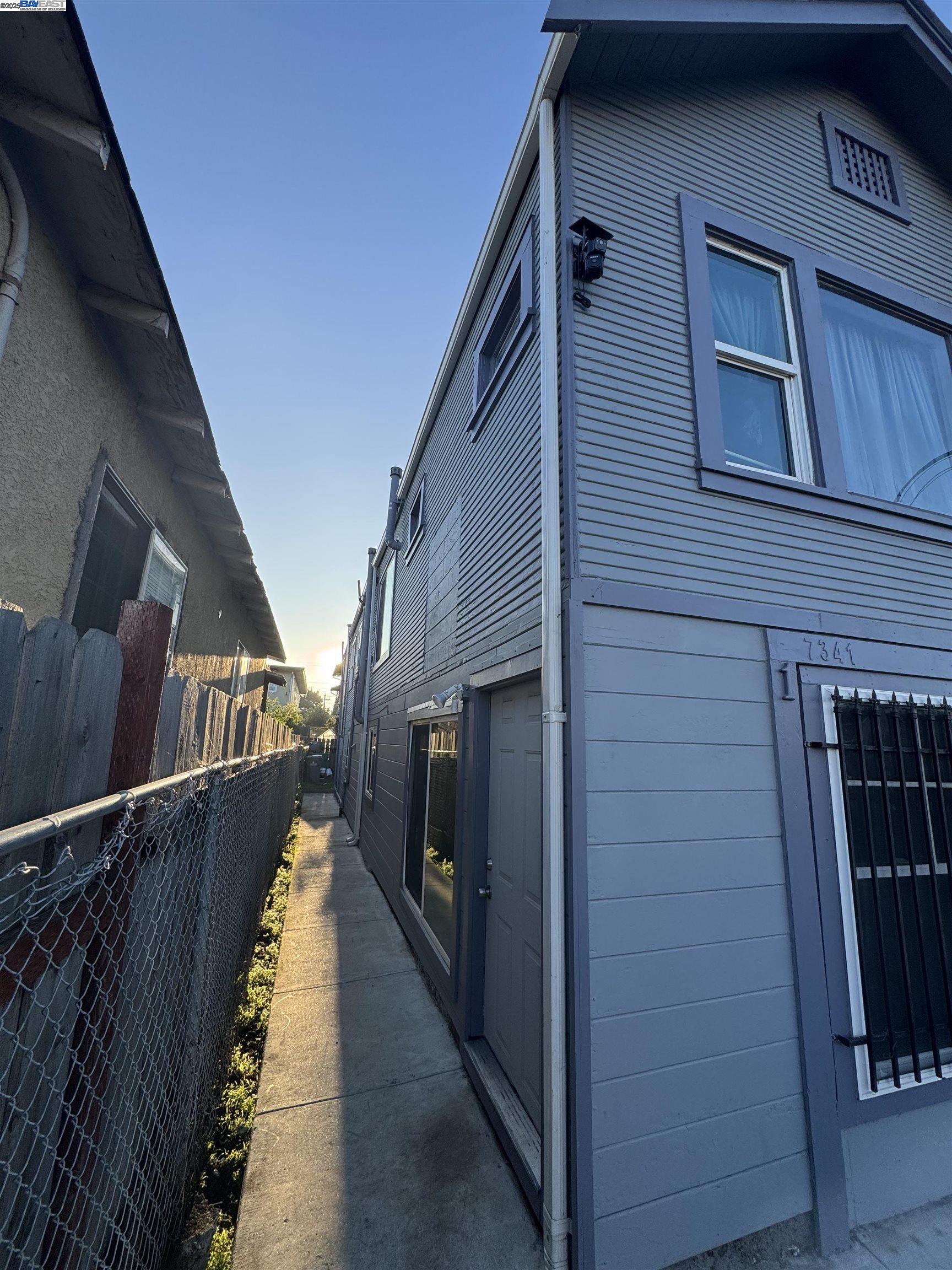 7341 Lockwood St, Oakland CA 94621 — photo 6