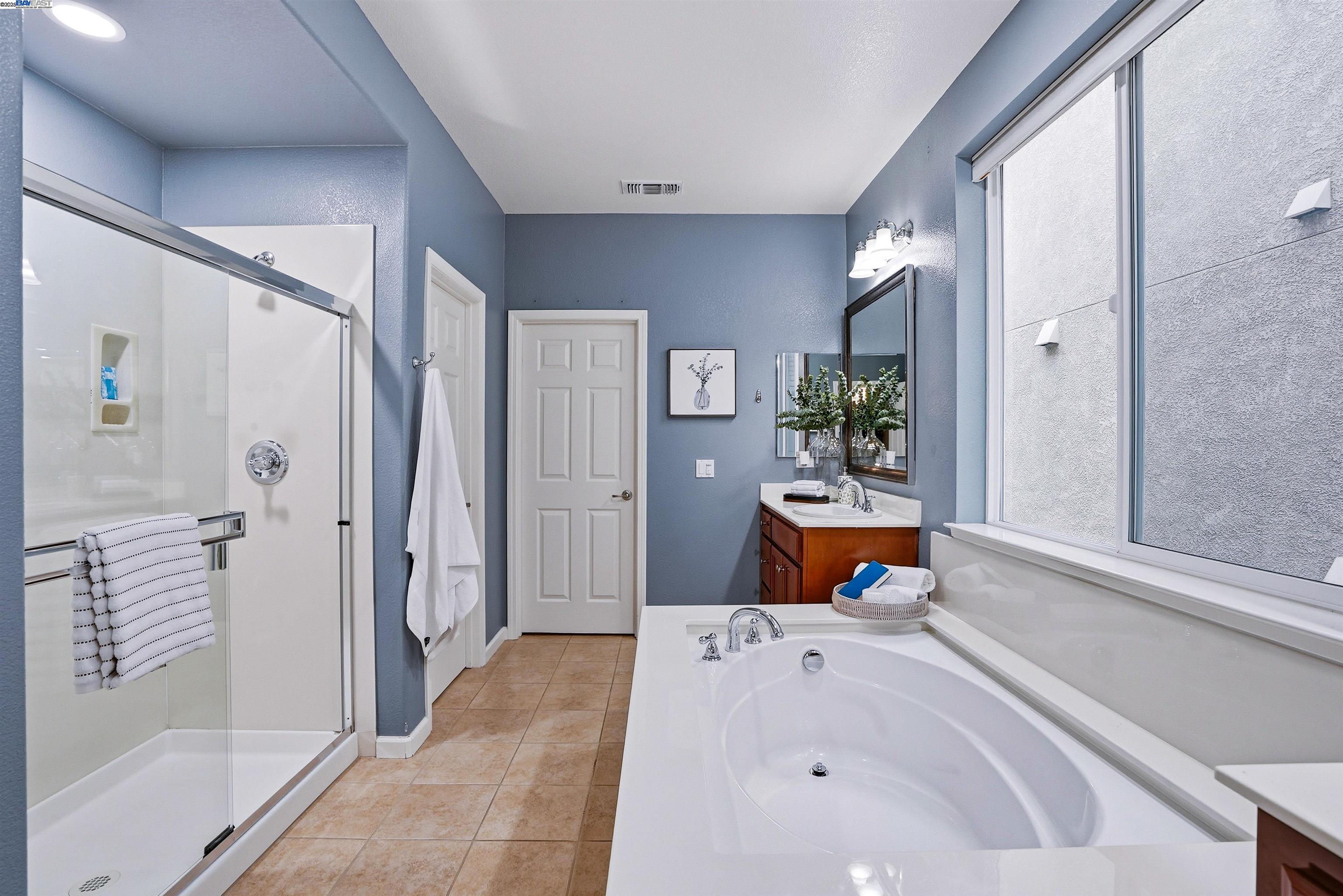 Detail Gallery Image 21 of 46 For 1174 Juan Jose Ln, Tracy,  CA 95376 - 4 Beds | 2/1 Baths