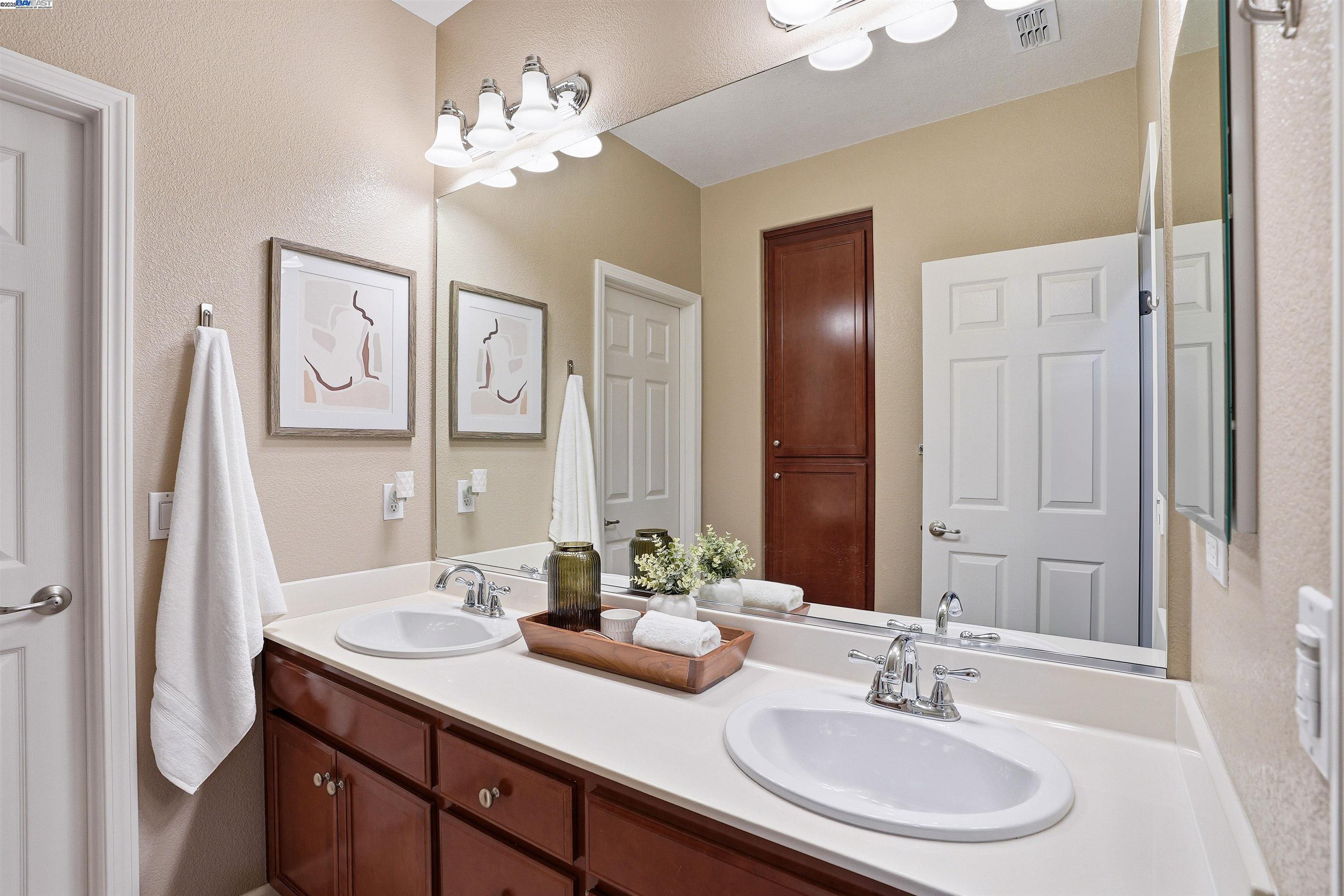 Detail Gallery Image 30 of 46 For 1174 Juan Jose Ln, Tracy,  CA 95376 - 4 Beds | 2/1 Baths