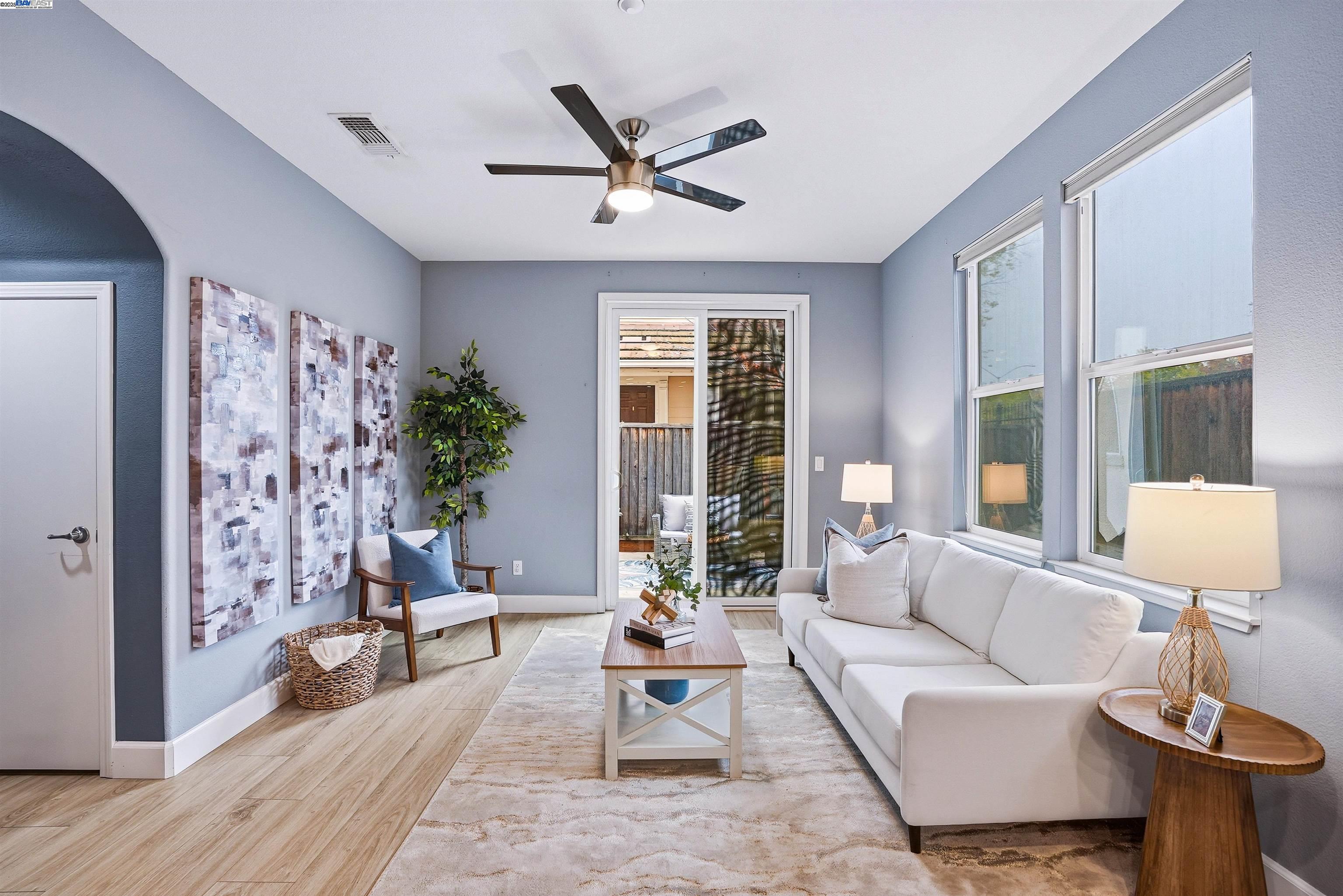 Detail Gallery Image 7 of 46 For 1174 Juan Jose Ln, Tracy,  CA 95376 - 4 Beds | 2/1 Baths