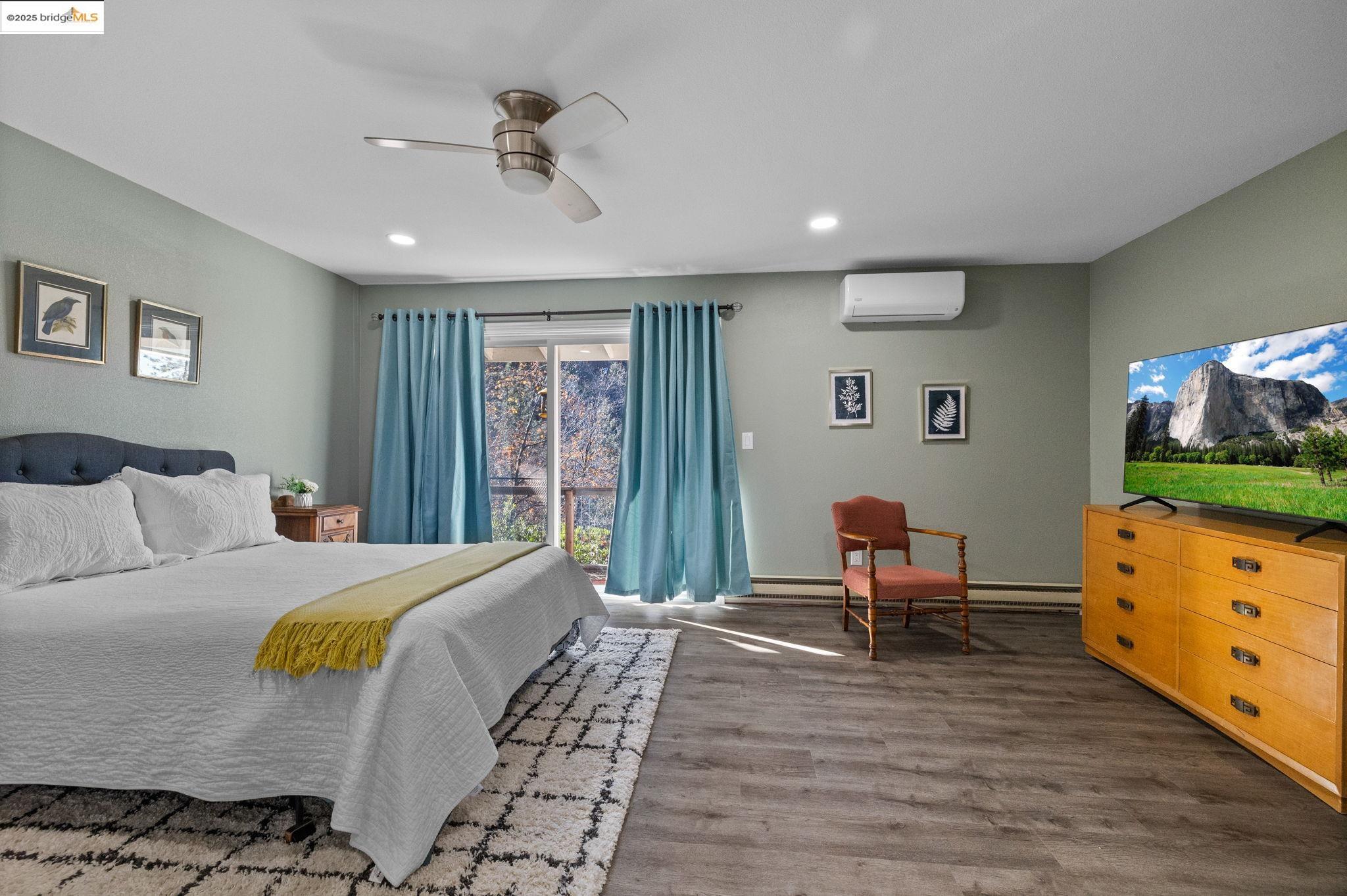 Detail Gallery Image 15 of 58 For 20330 Westview Dr, Tuolumne,  CA 95379 - 4 Beds | 2 Baths