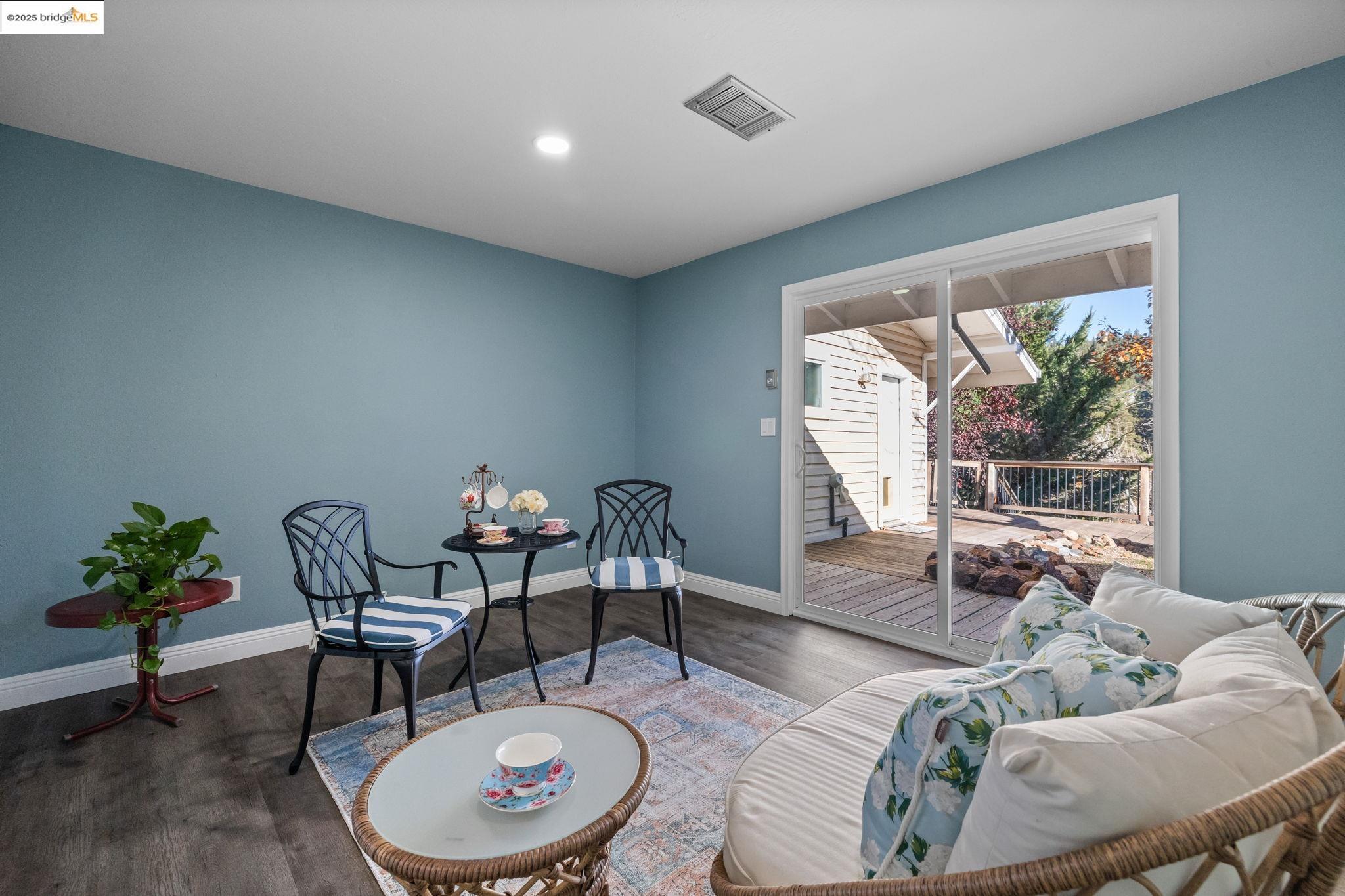 Detail Gallery Image 25 of 58 For 20330 Westview Dr, Tuolumne,  CA 95379 - 4 Beds | 2 Baths