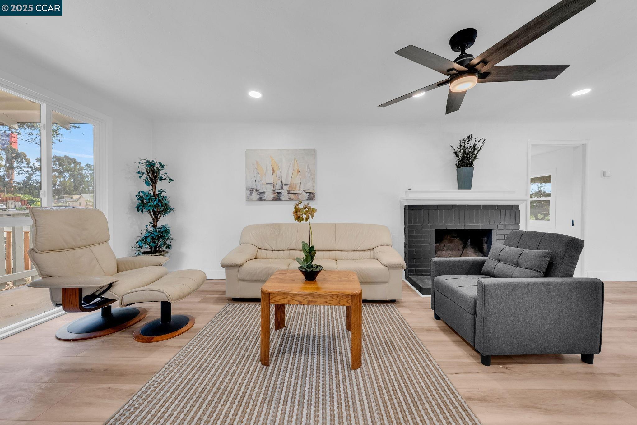 Detail Gallery Image 6 of 53 For 2699 Vale Rd, San Pablo,  CA 94806 - 3 Beds | 2 Baths