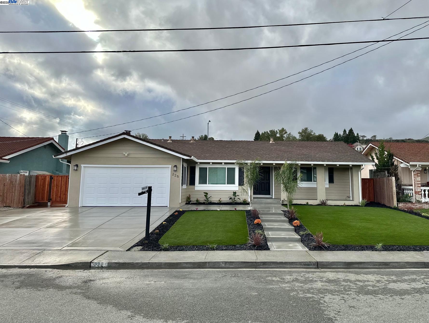 Front Image Thumbnail for BE41119373