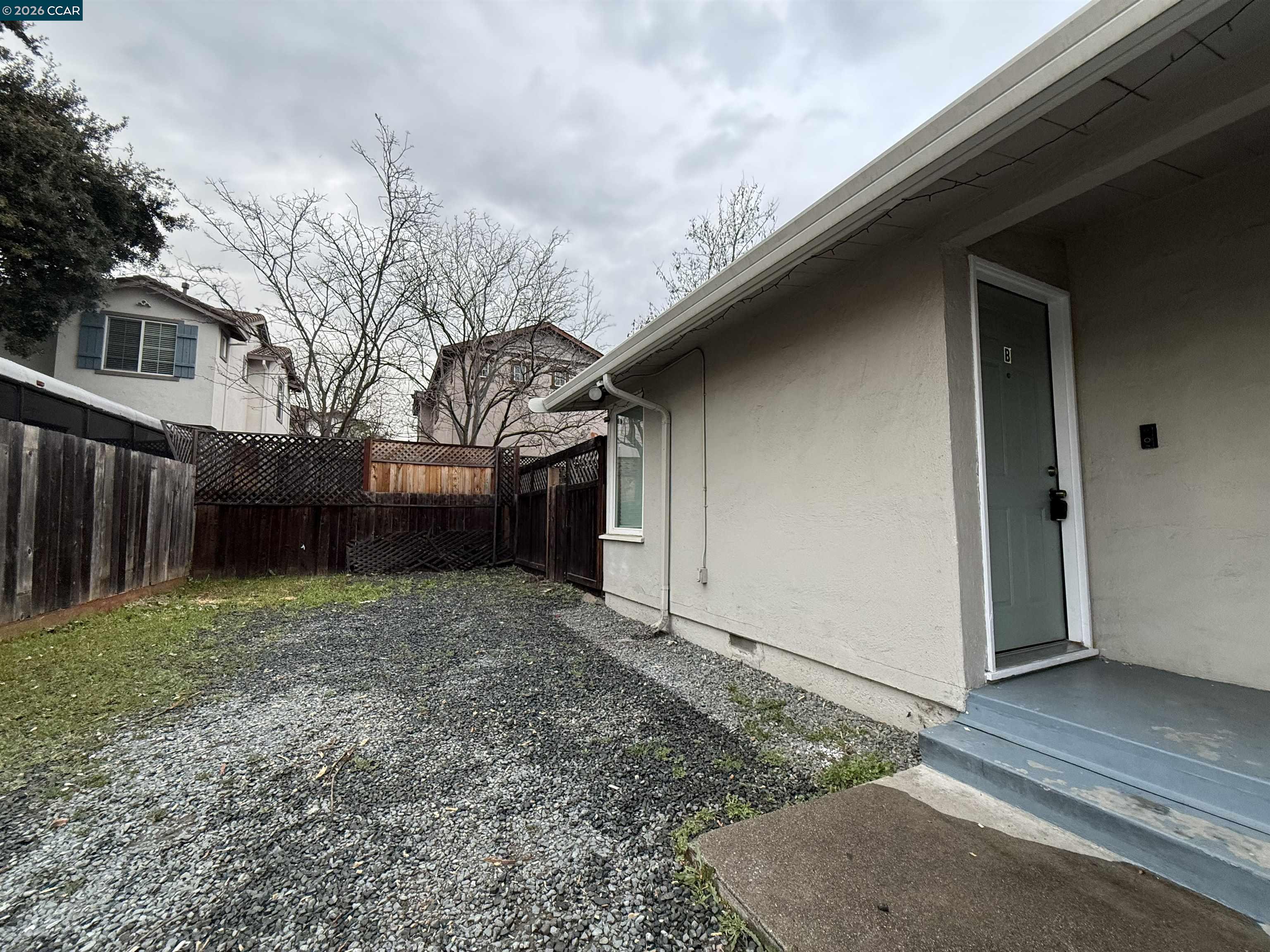 Detail Gallery Image 2 of 15 For 2875 Euclid Ave, Concord,  CA 94519 - 2 Beds | 1 Baths