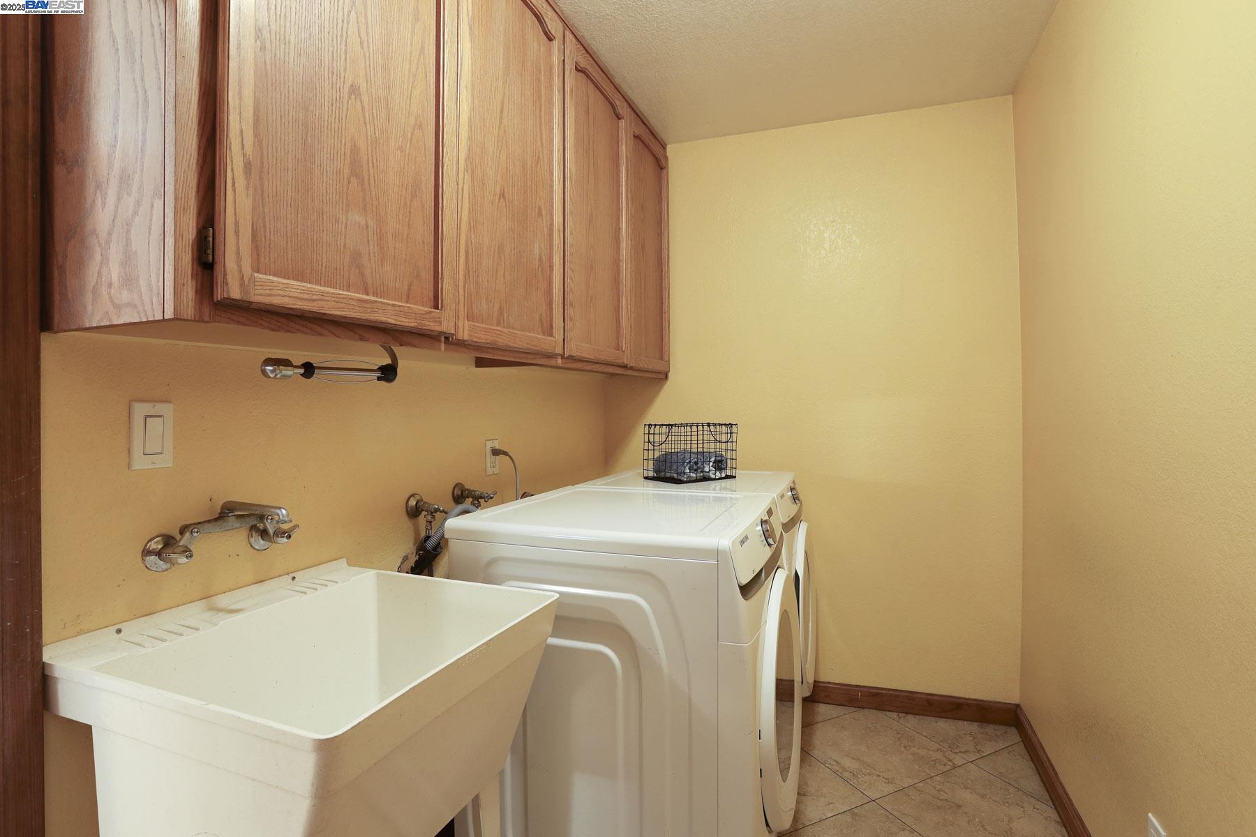 Detail Gallery Image 30 of 37 For 1312 Wylmawood Ln, Modesto,  CA 95355 - 3 Beds | 2 Baths