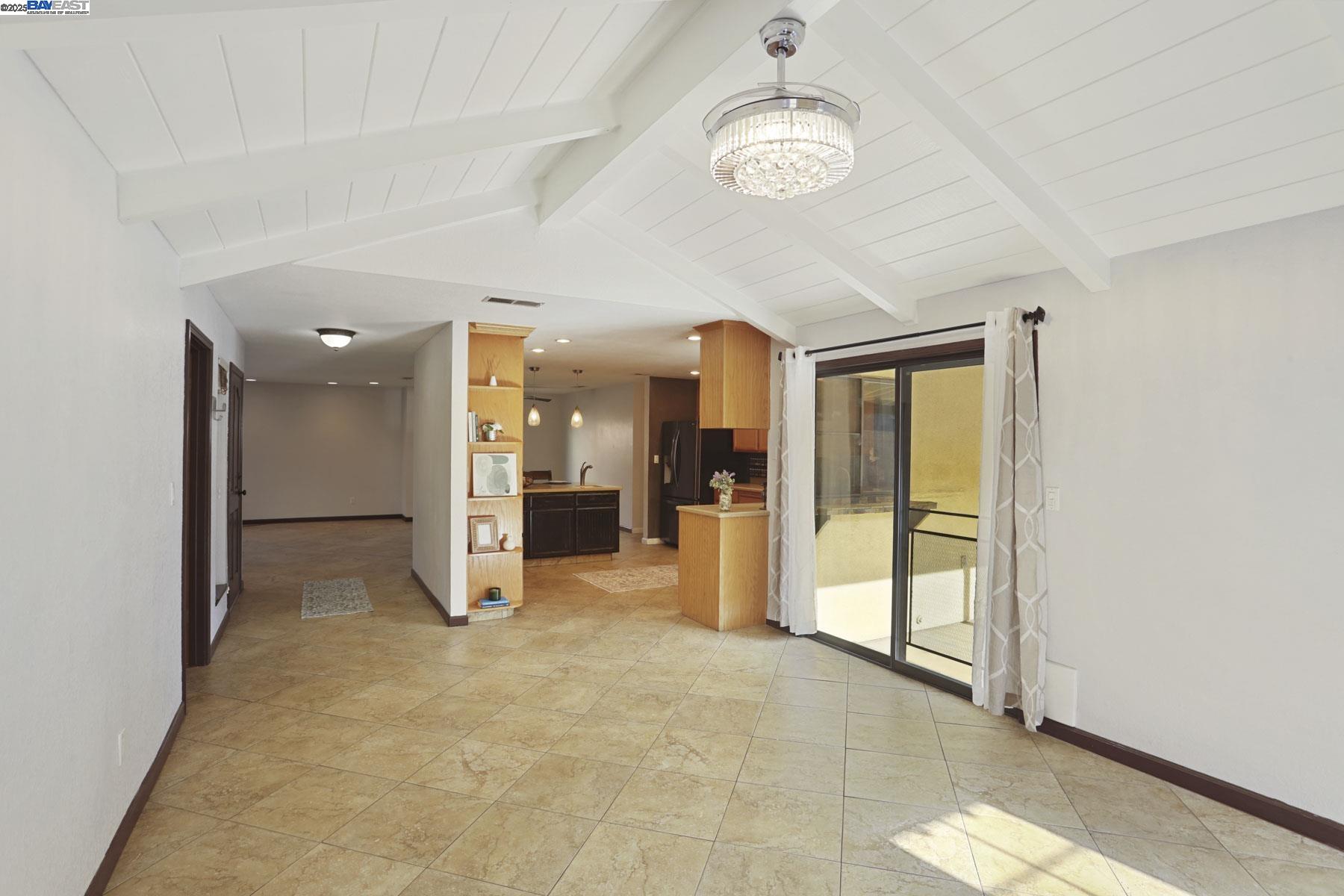 Detail Gallery Image 8 of 37 For 1312 Wylmawood Ln, Modesto,  CA 95355 - 3 Beds | 2 Baths