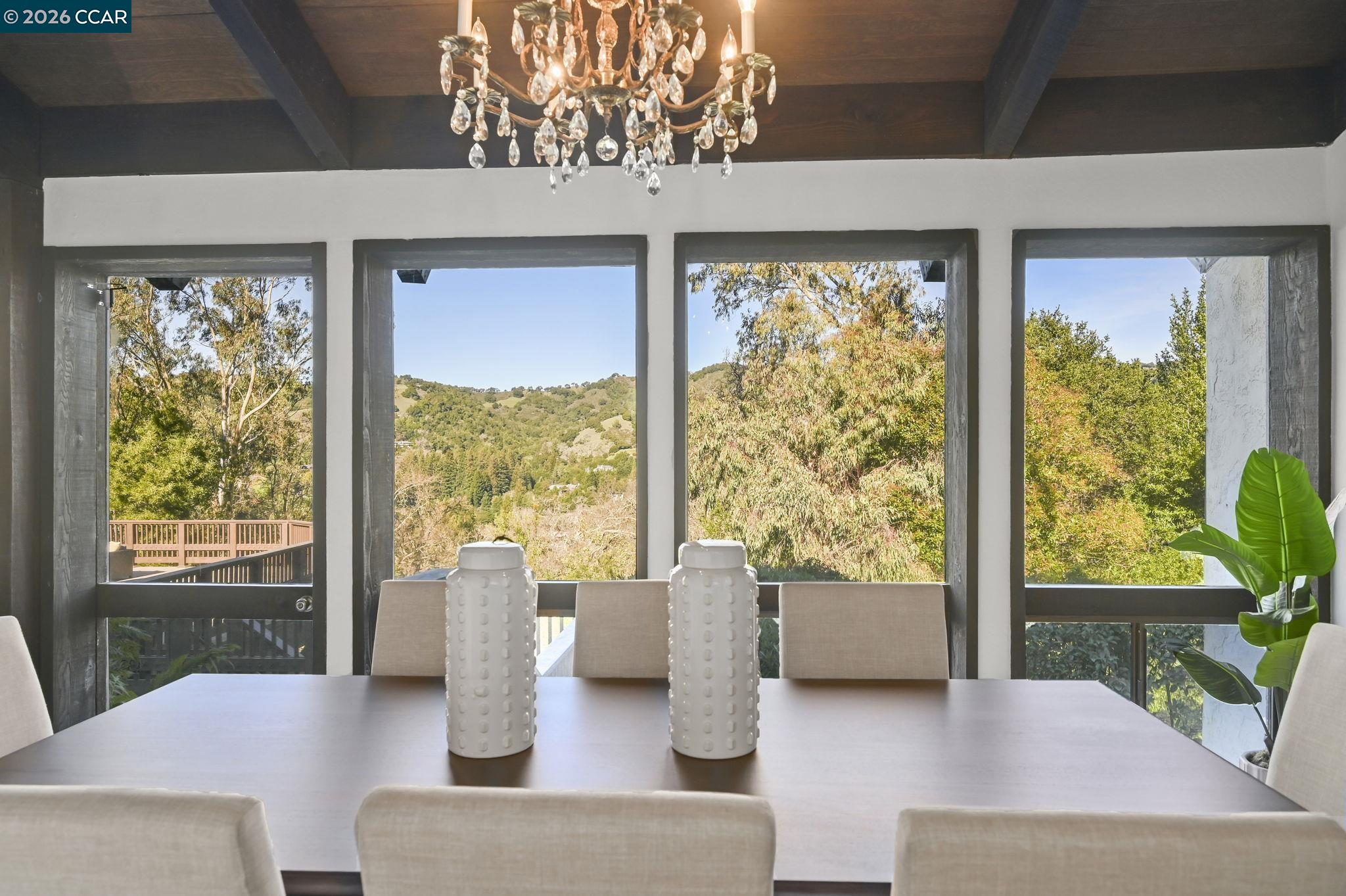 Detail Gallery Image 12 of 60 For 3912 Quail Ridge Rd, Lafayette,  CA 94549-2914 - 5 Beds | 3 Baths