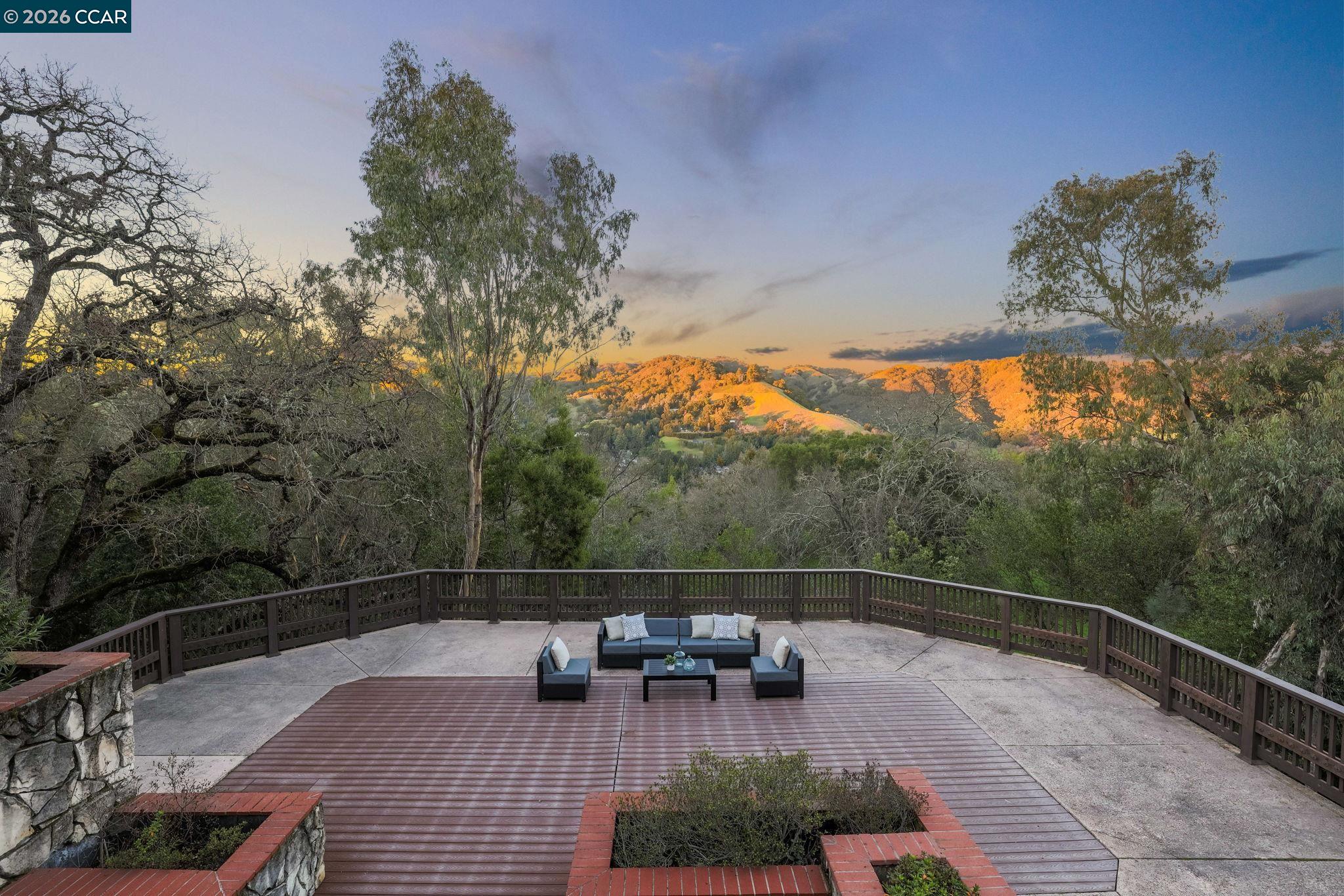 Detail Gallery Image 22 of 60 For 3912 Quail Ridge Rd, Lafayette,  CA 94549-2914 - 5 Beds | 3 Baths