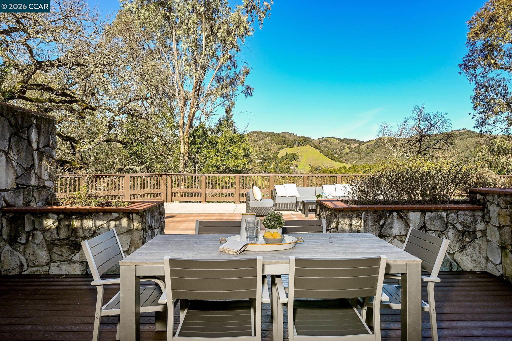 Detail Gallery Image 25 of 60 For 3912 Quail Ridge Rd, Lafayette,  CA 94549-2914 - 5 Beds | 3 Baths