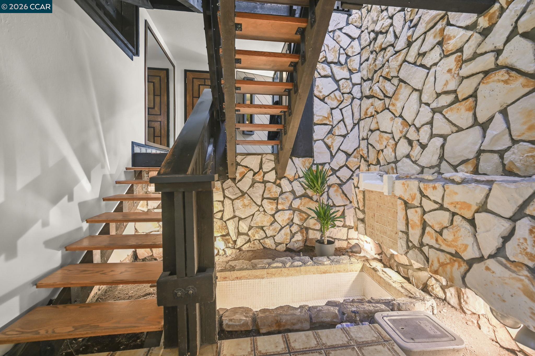 Detail Gallery Image 5 of 60 For 3912 Quail Ridge Rd, Lafayette,  CA 94549-2914 - 5 Beds | 3 Baths