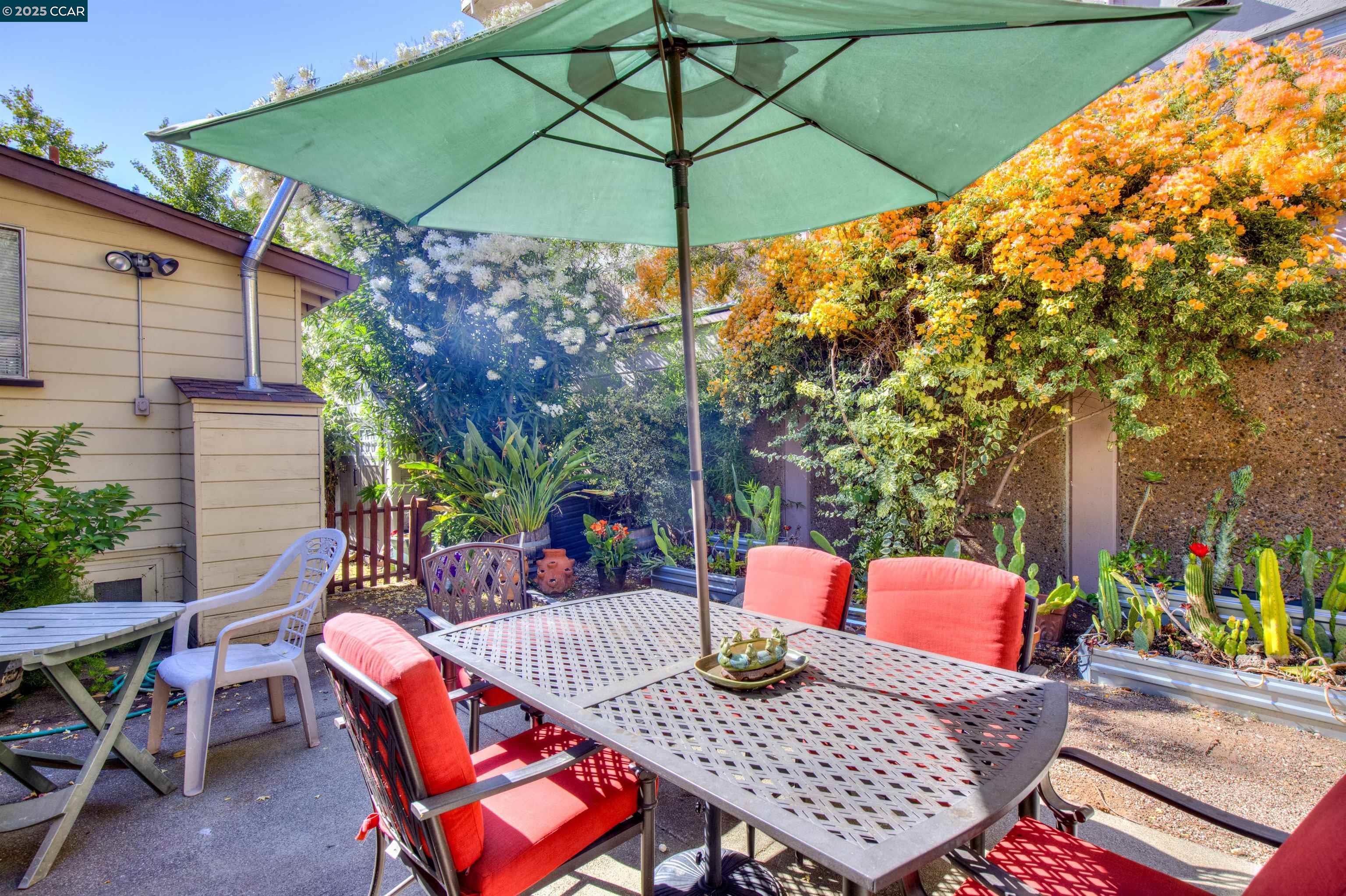 1679 Carmel Dr UNIT 1 and 2, Walnut Creek, CA, 94596