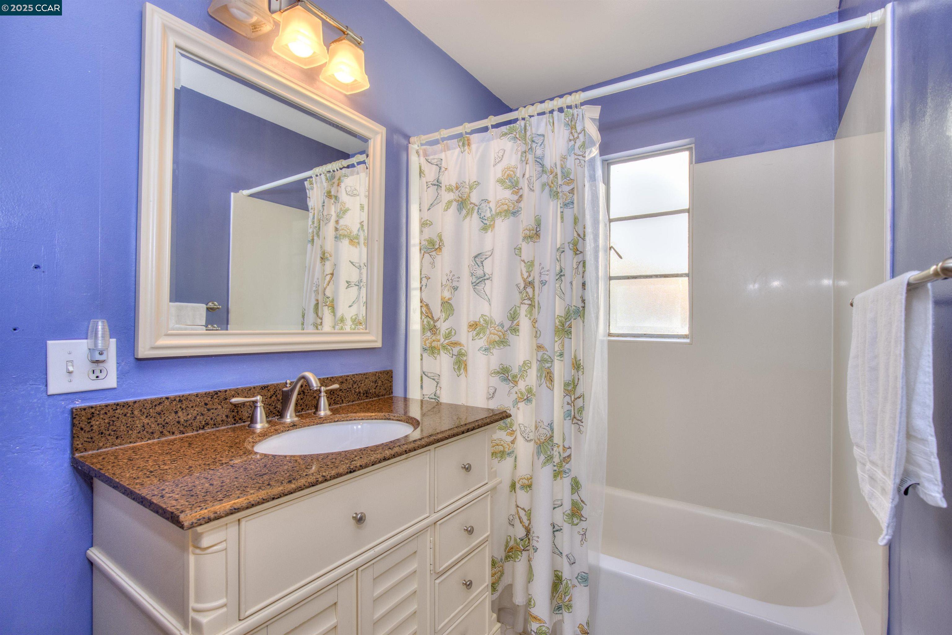 1679 Carmel Dr UNIT 1 and 2, Walnut Creek, CA, 94596