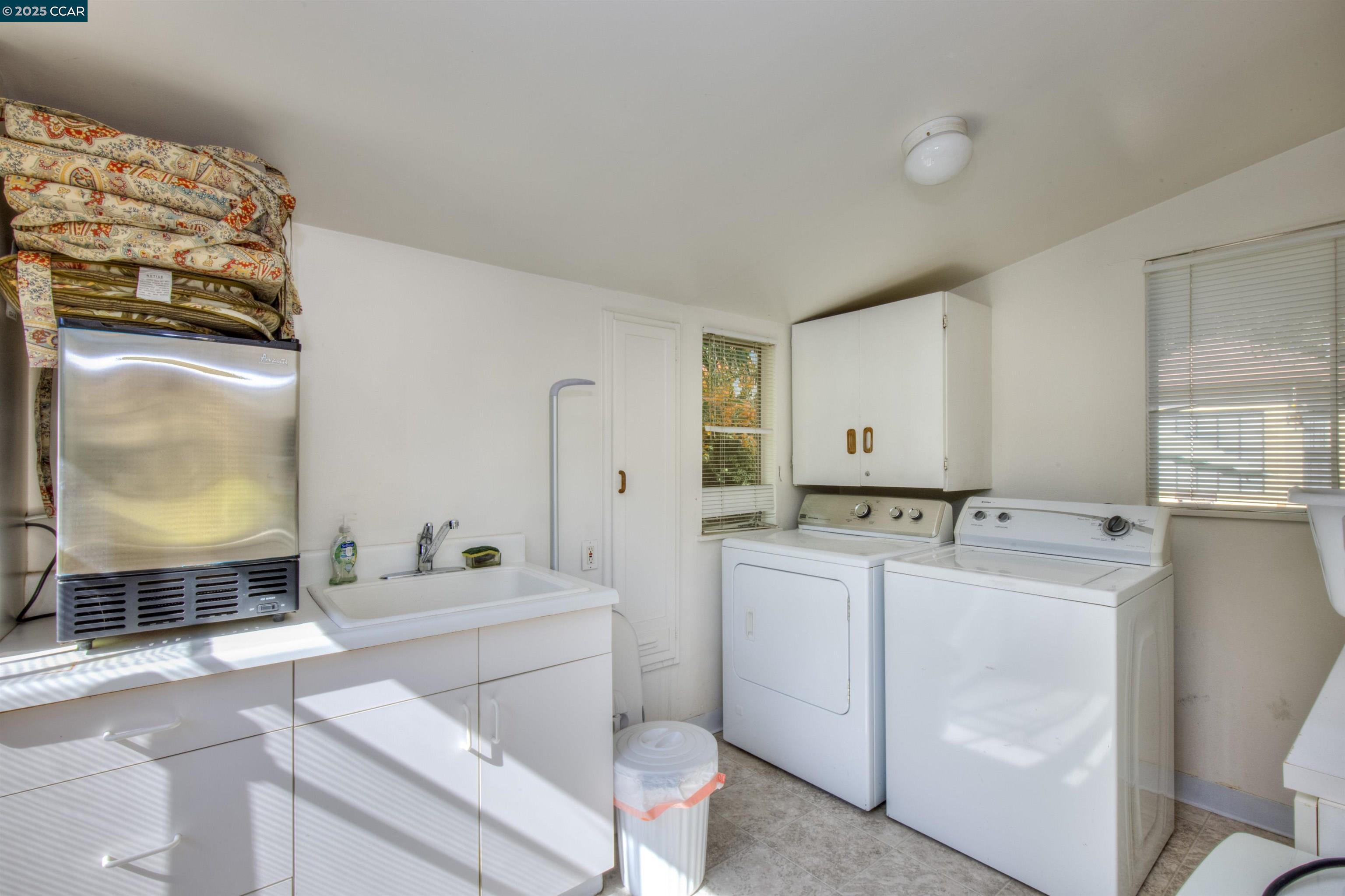 1679 Carmel Dr UNIT 1 and 2, Walnut Creek, CA, 94596