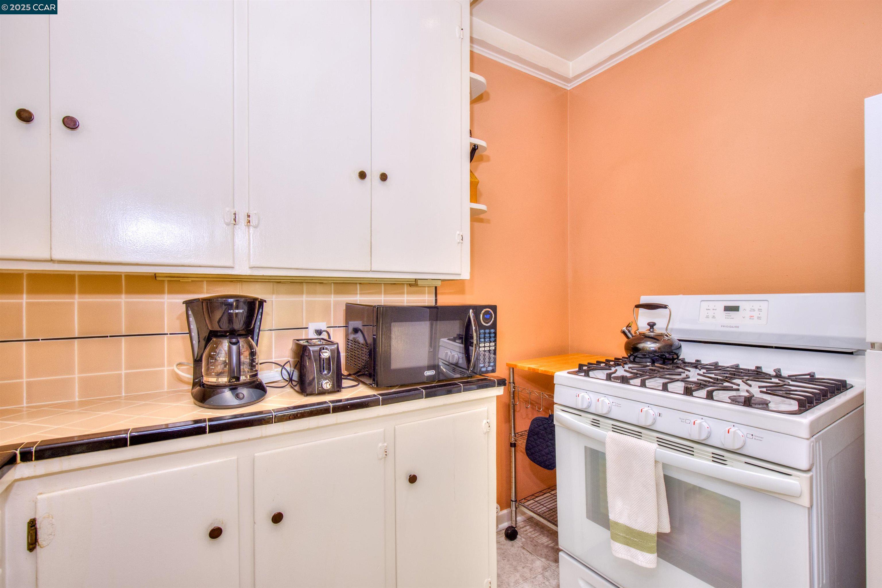 1679 Carmel Dr UNIT 1 and 2, Walnut Creek, CA, 94596