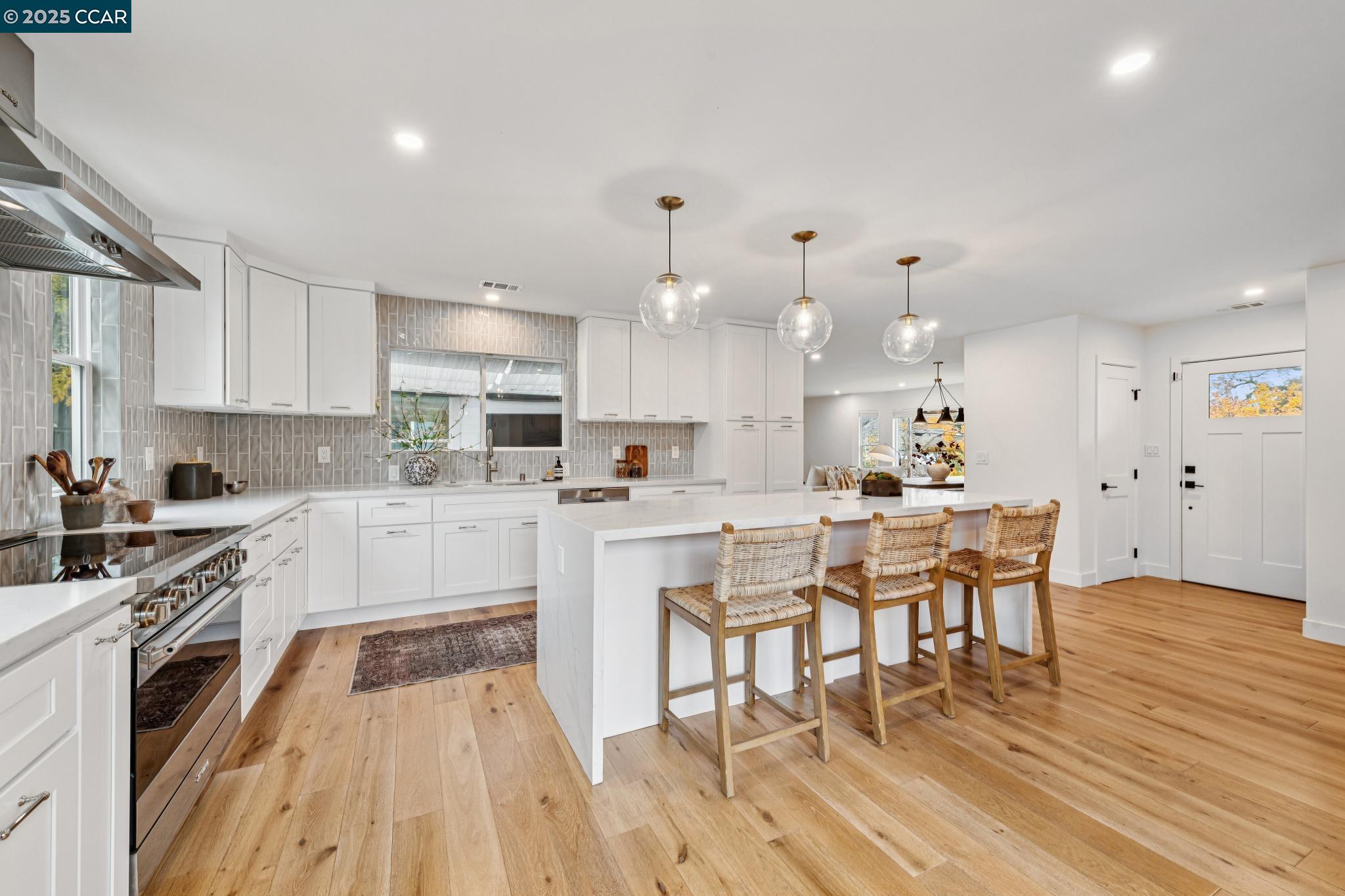 Detail Gallery Image 11 of 59 For 2216 Blackwood Dr, Walnut Creek,  CA 94596 - 3 Beds | 2/1 Baths