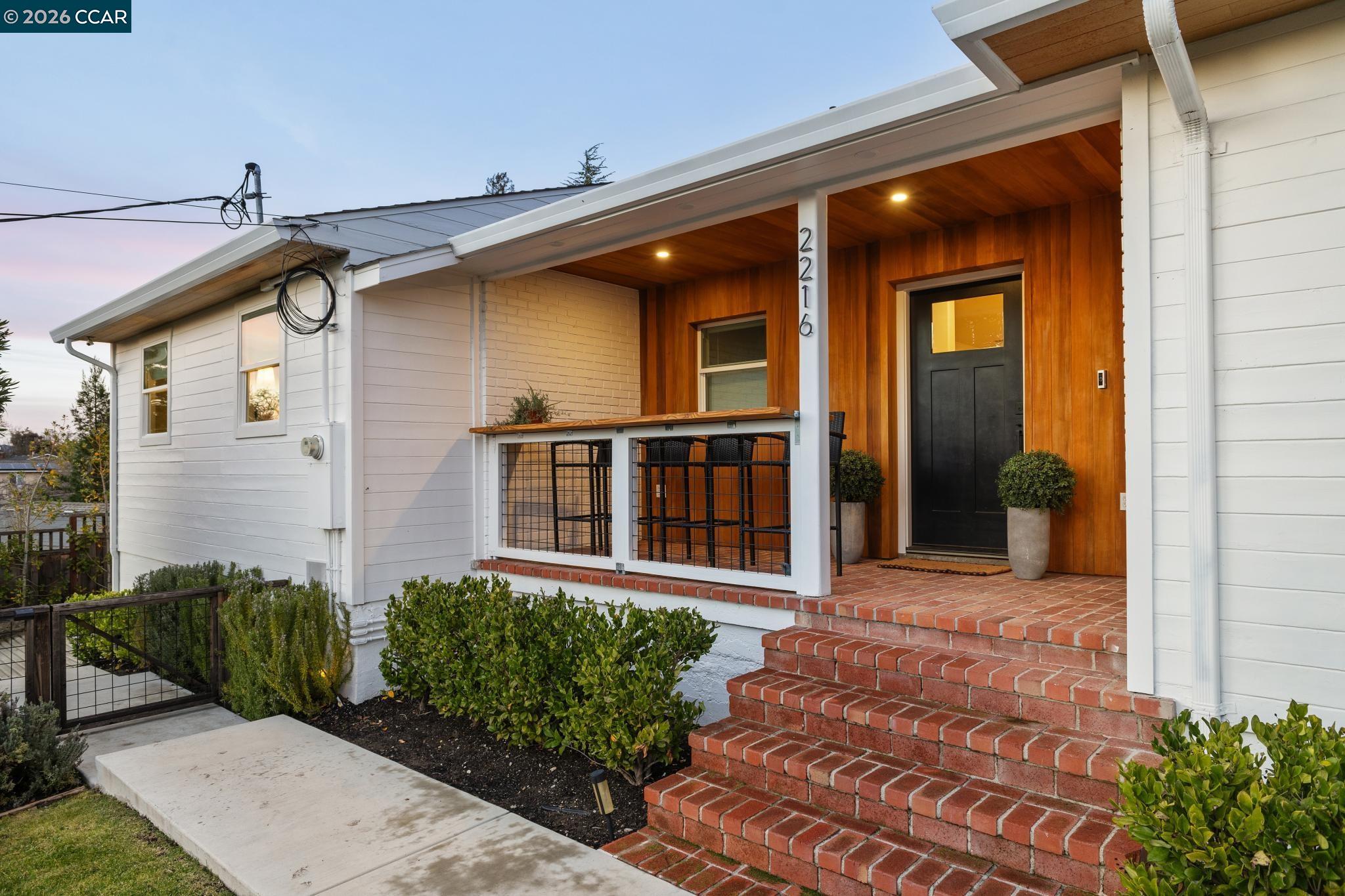 Detail Gallery Image 3 of 59 For 2216 Blackwood Dr, Walnut Creek,  CA 94596 - 3 Beds | 2/1 Baths