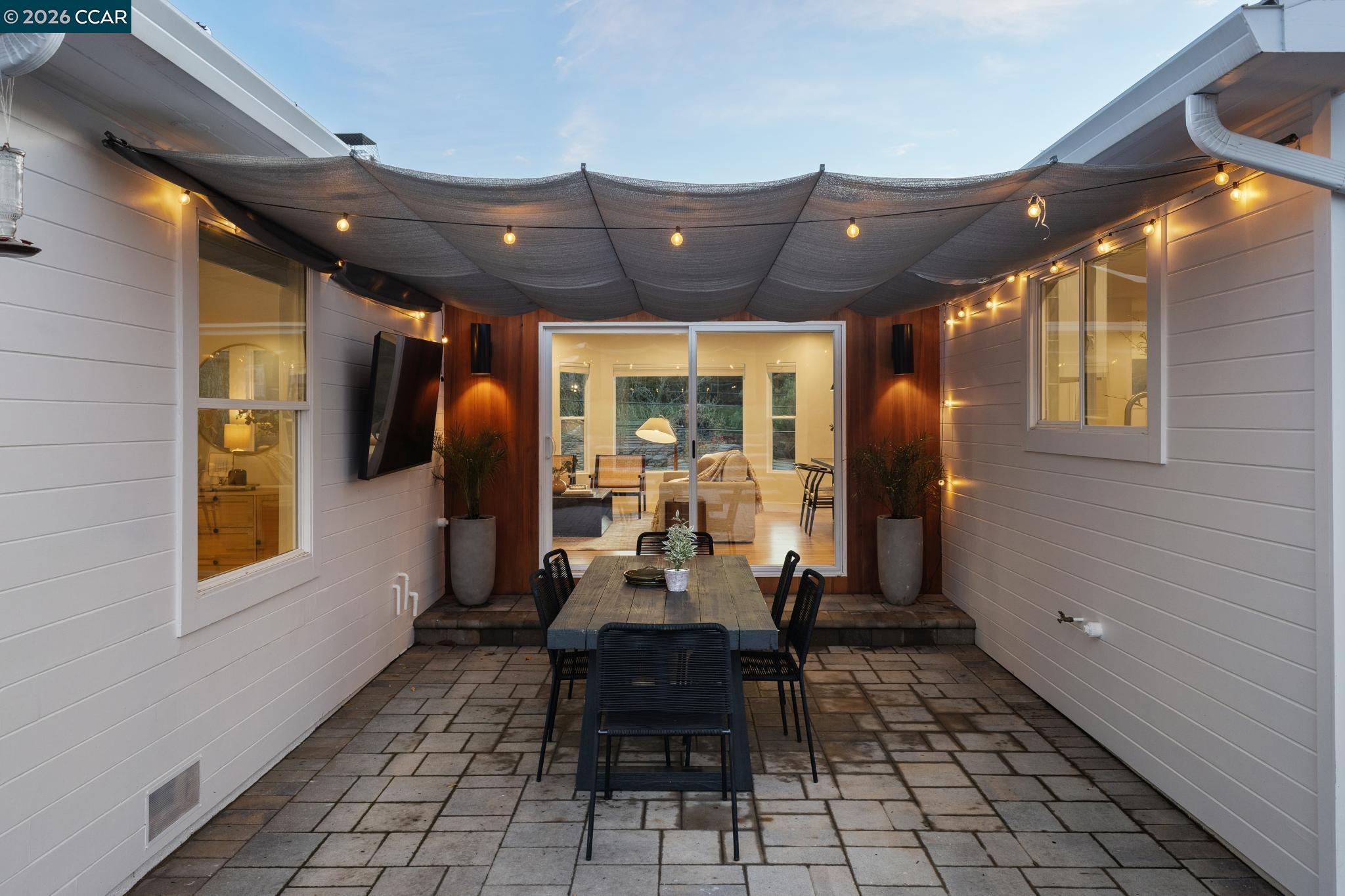 Detail Gallery Image 47 of 59 For 2216 Blackwood Dr, Walnut Creek,  CA 94596 - 3 Beds | 2/1 Baths