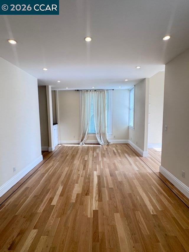 Detail Gallery Image 12 of 38 For 3651 16th, San Francisco,  CA 94114 - 4 Beds | 2 Baths