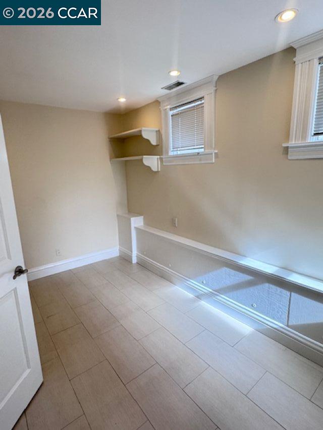 Detail Gallery Image 33 of 38 For 3651 16th, San Francisco,  CA 94114 - 4 Beds | 2 Baths