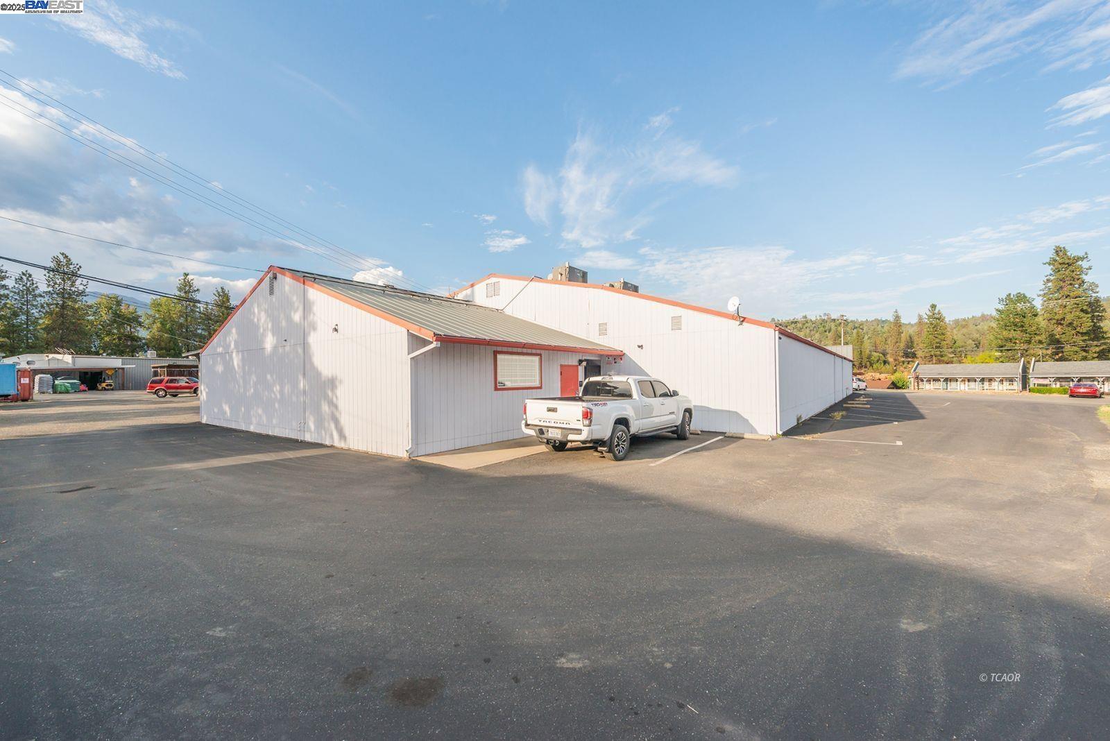 1450 Main St., Weaverville CA 96093 — photo 8