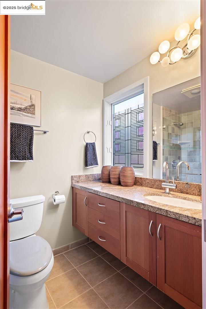 Detail Gallery Image 26 of 44 For 6555 Shattuck Avenue, Oakland,  CA 94609 - 1 Beds | 1/1 Baths