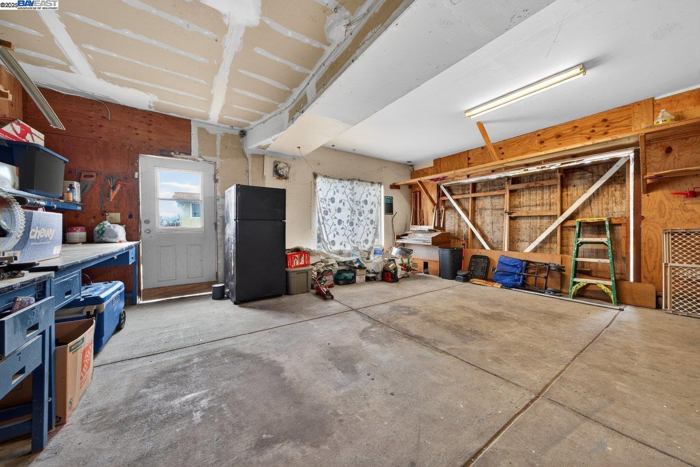 Detail Gallery Image 35 of 40 For 229 Lake Ave, Rodeo,  CA 94572 - 3 Beds | 2 Baths