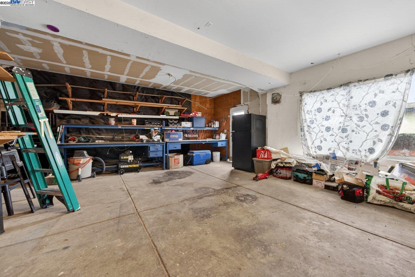 Detail Gallery Image 37 of 40 For 229 Lake Ave, Rodeo,  CA 94572 - 3 Beds | 2 Baths