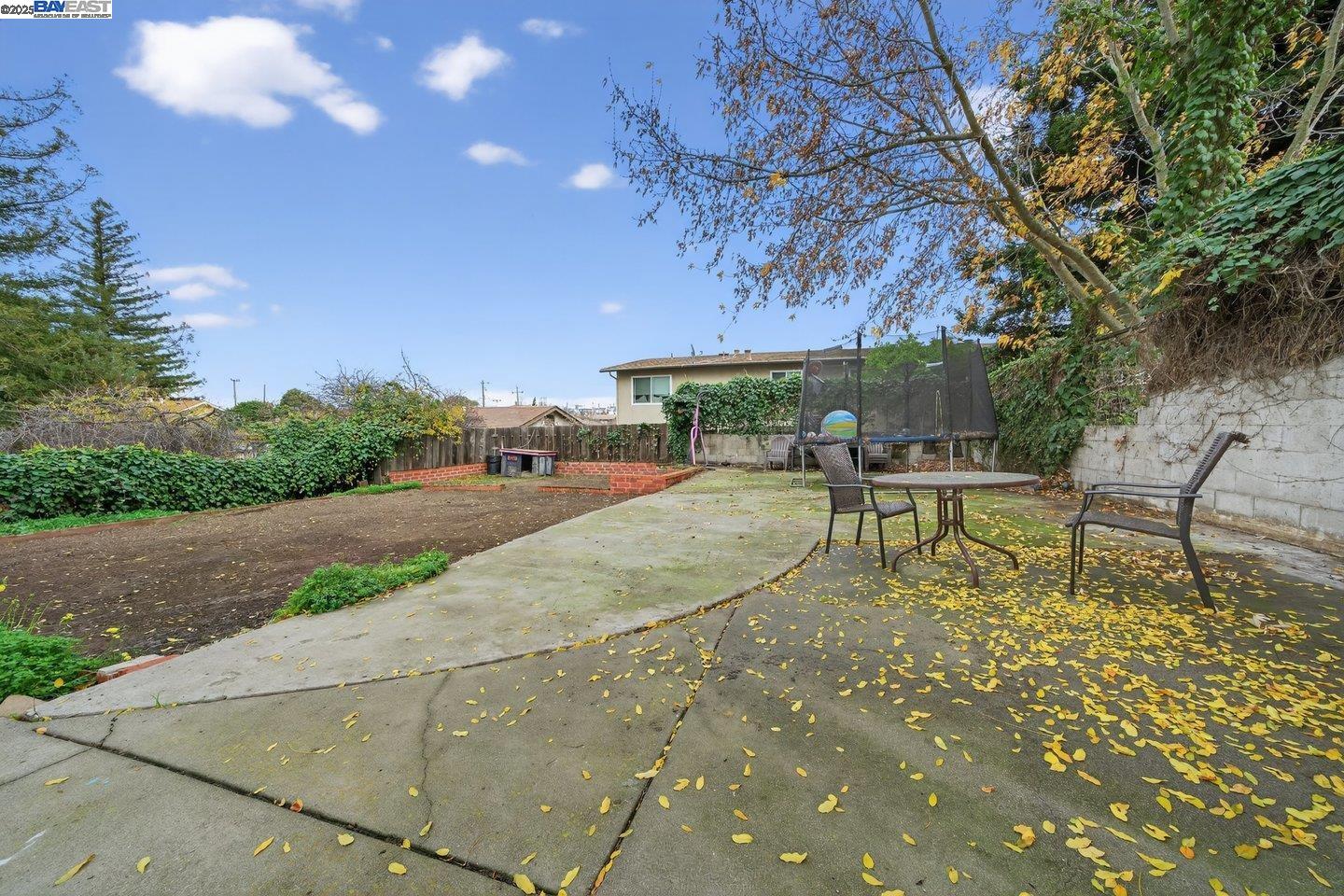 Detail Gallery Image 40 of 40 For 229 Lake Ave, Rodeo,  CA 94572 - 3 Beds | 2 Baths