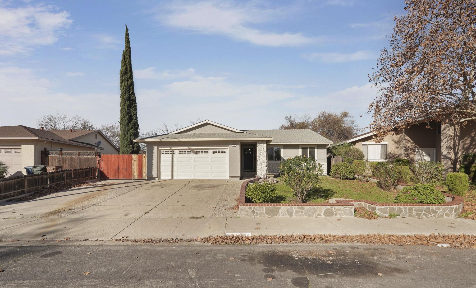 Front Image Thumbnail for CC41119629