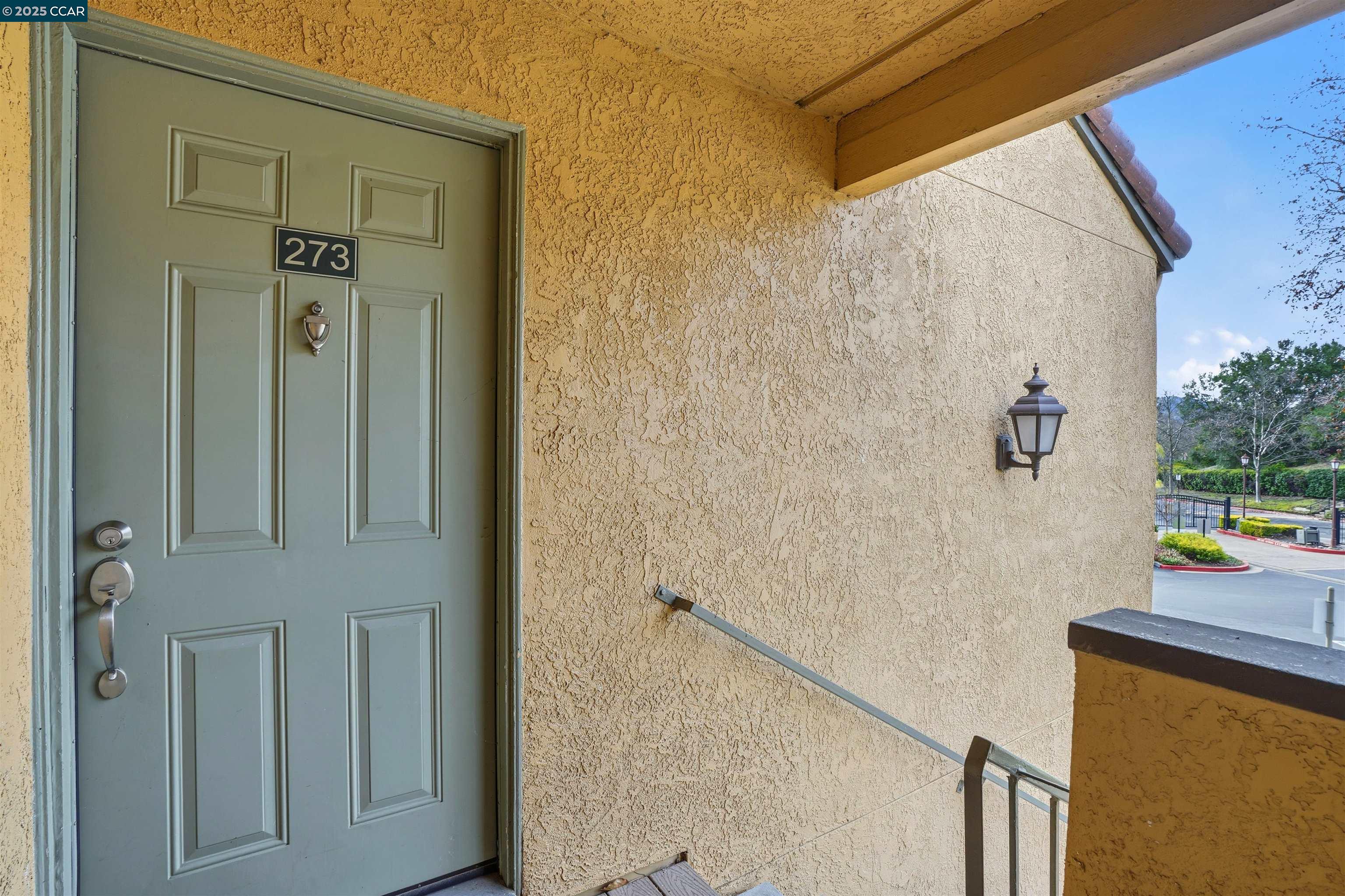 Detail Gallery Image 2 of 31 For 480 Bollinger Canyon Ln #273,  San Ramon,  CA 94582 - 1 Beds | 1 Baths
