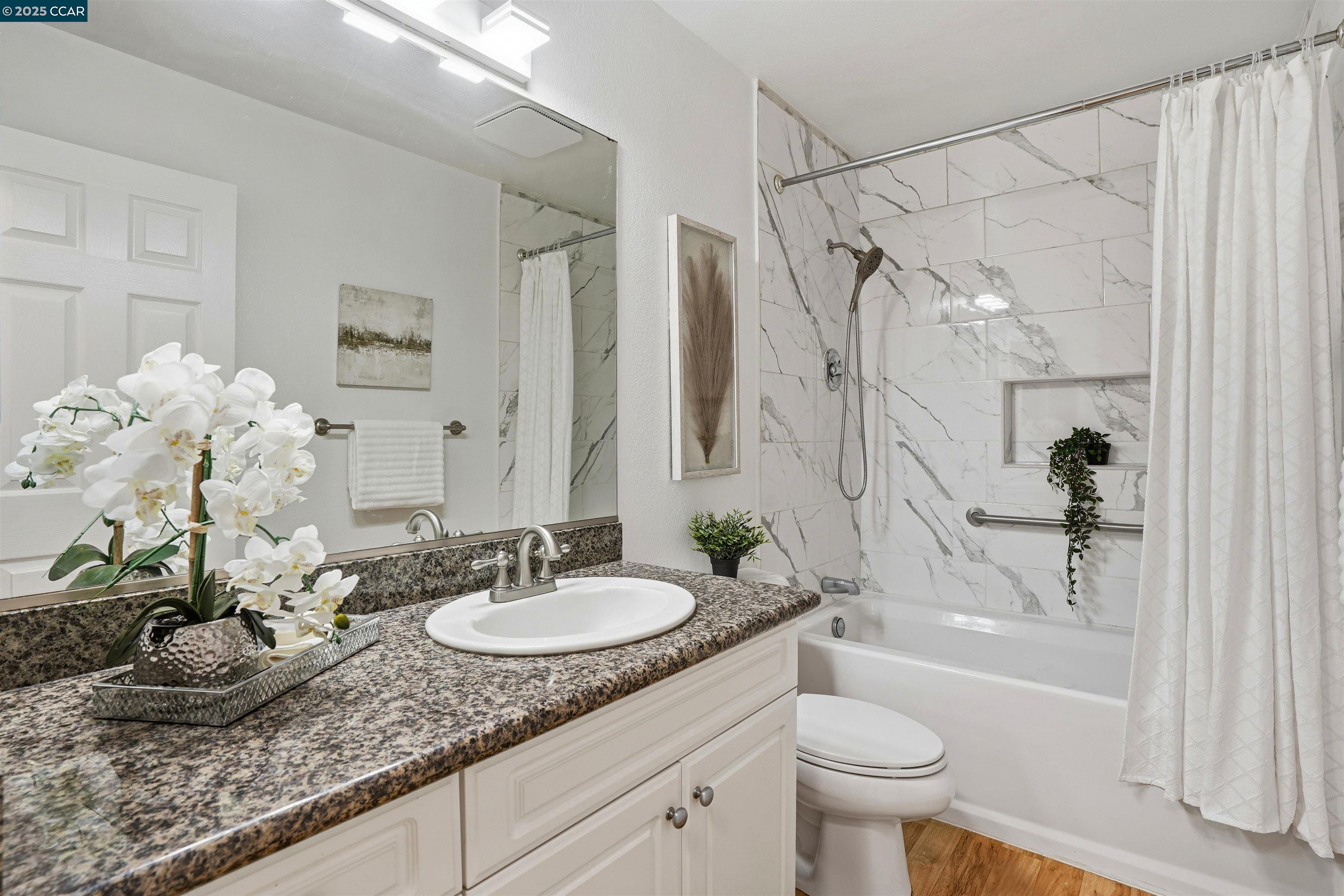 Detail Gallery Image 21 of 31 For 480 Bollinger Canyon Ln #273,  San Ramon,  CA 94582 - 1 Beds | 1 Baths